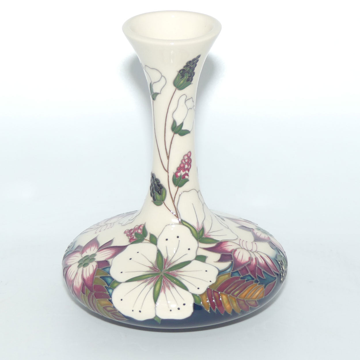 Moorcroft Pottery | Bramble Revisited 104/6 vase 