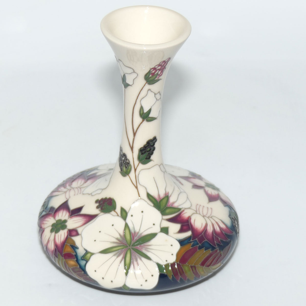 Moorcroft Pottery | Bramble Revisited 104/6 vase 