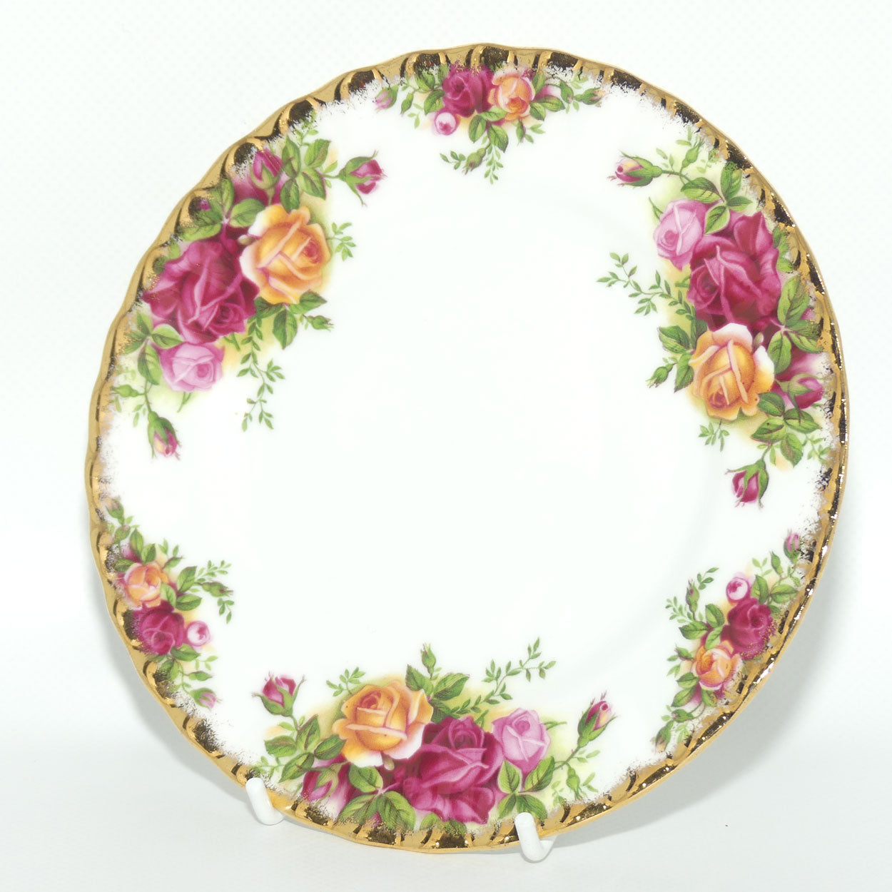 Royal Albert Bone China England Old Country Roses  Plate | 16cm diameter |© 1962 Royal Albert Ltd backstamp