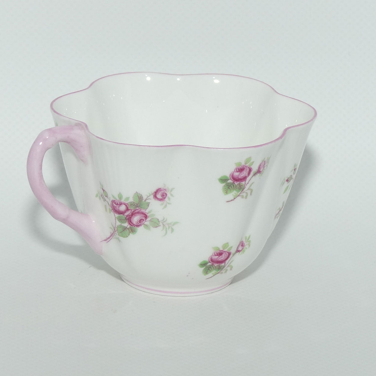 Shelley Dainty shape Bridal Rose trio | Pattern 13545