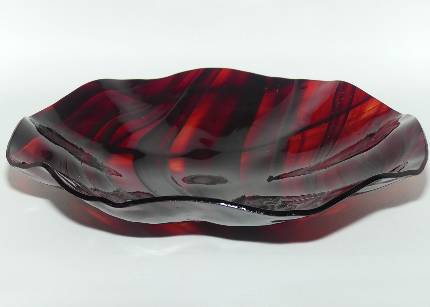 Australian Studio Art Glass | Brittania Creek Glass | Rob Knottenbelt Rouge Glass plate