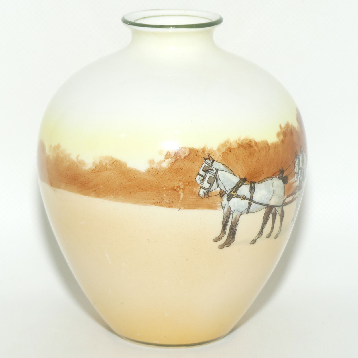 Royal Doulton Coaching Days bulbous vase E3804