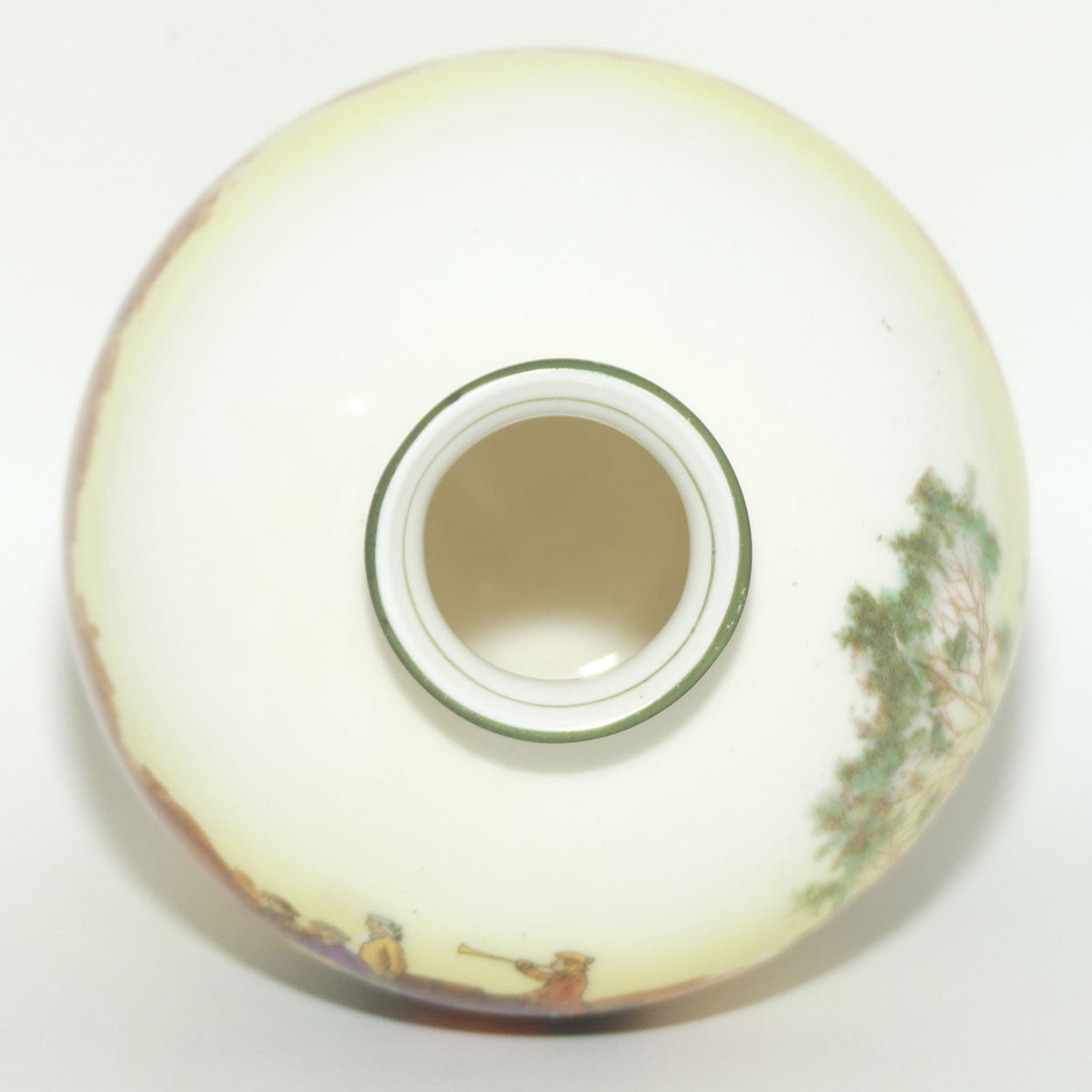 Royal Doulton Coaching Days bulbous vase E3804