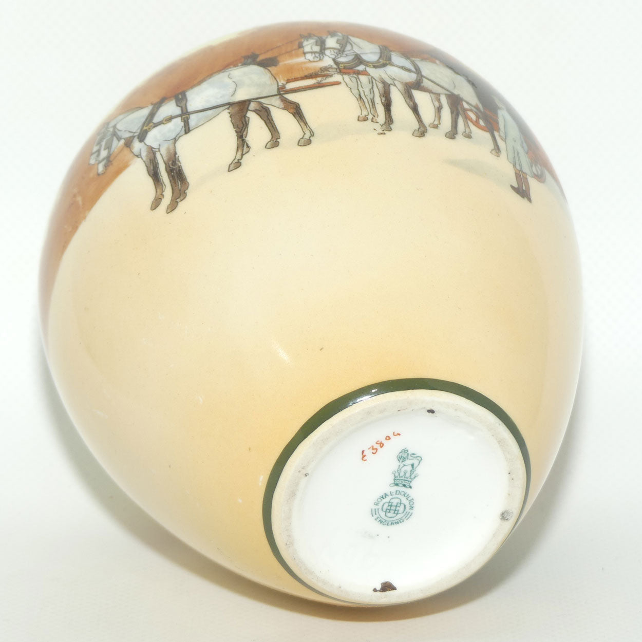 Royal Doulton Coaching Days bulbous vase E3804
