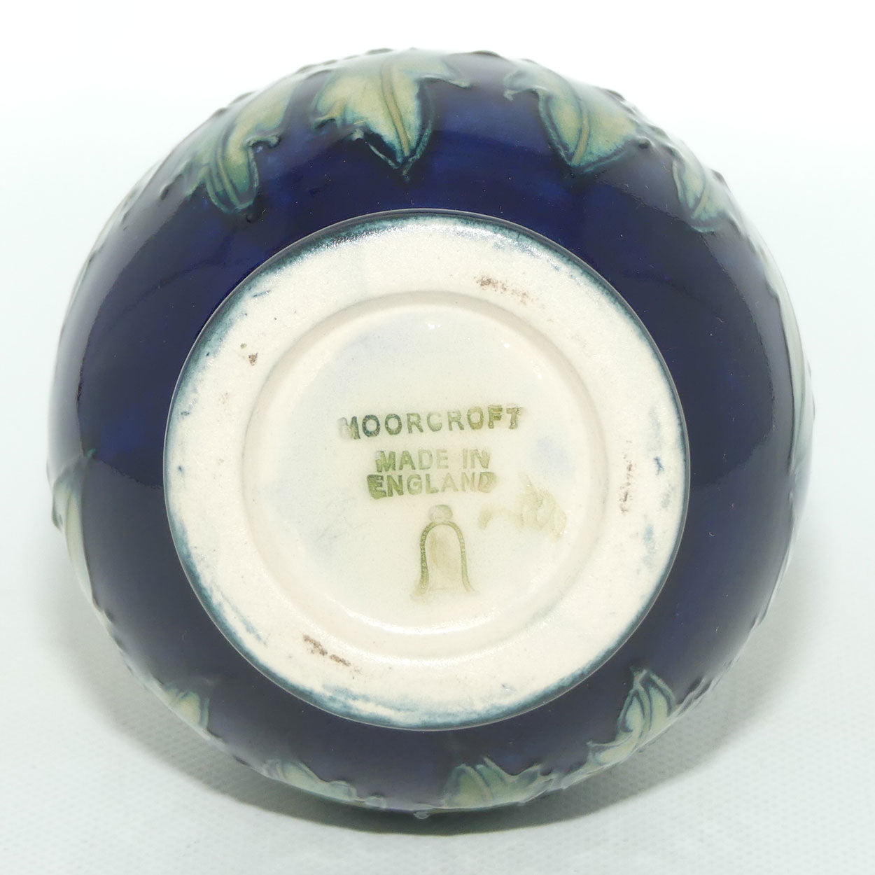 Moorcroft Buttercup 7/3 vase