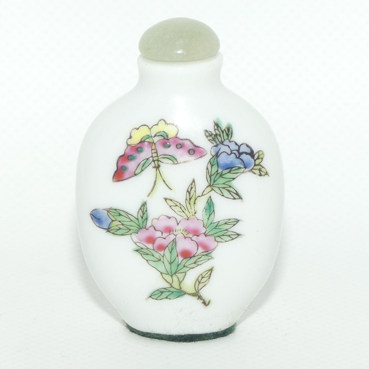 Chinese snuff bottle with greenstone stopper | Butterfly and Flower