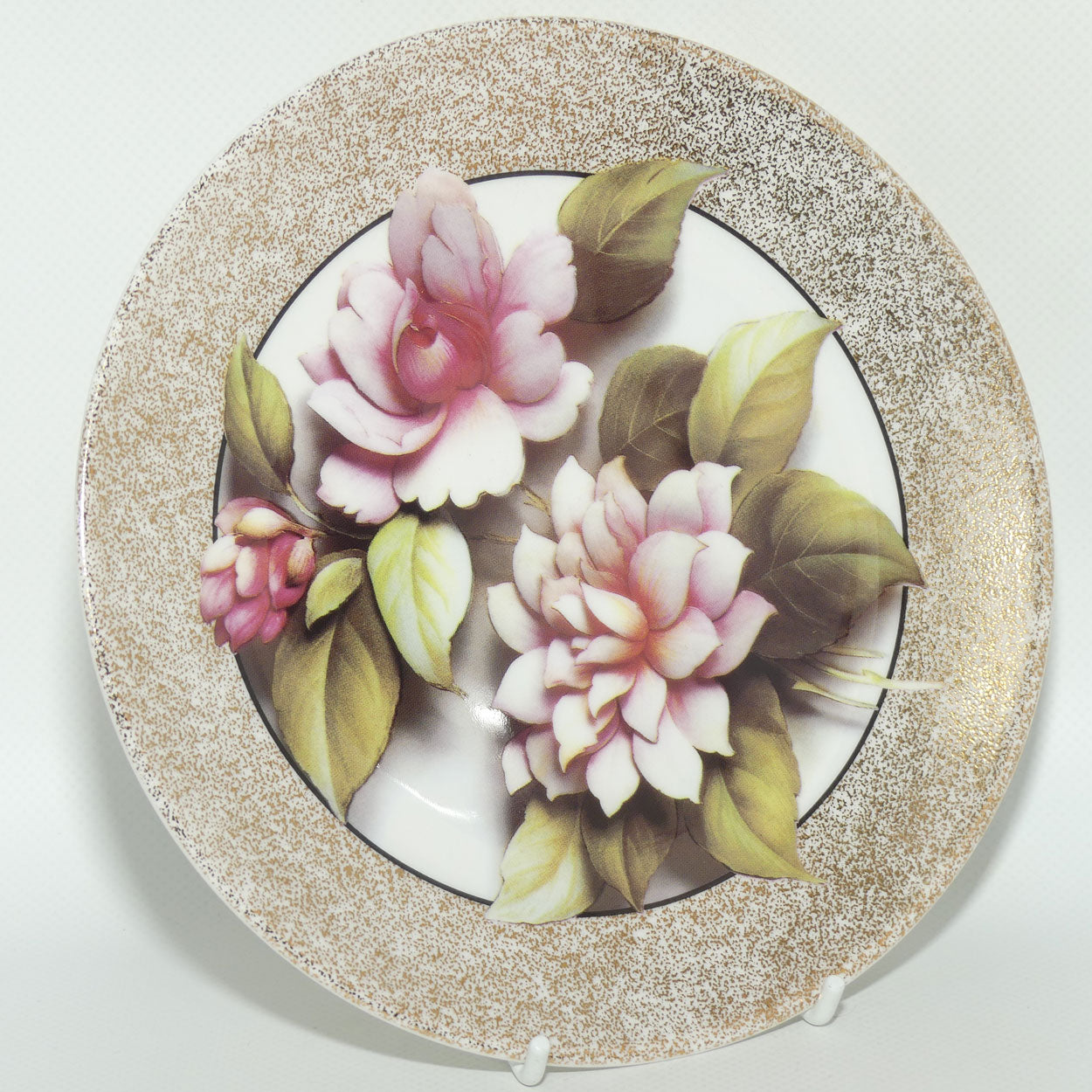 Bradex 26 R76 027.4 plate | Floral Illusions | Camellia