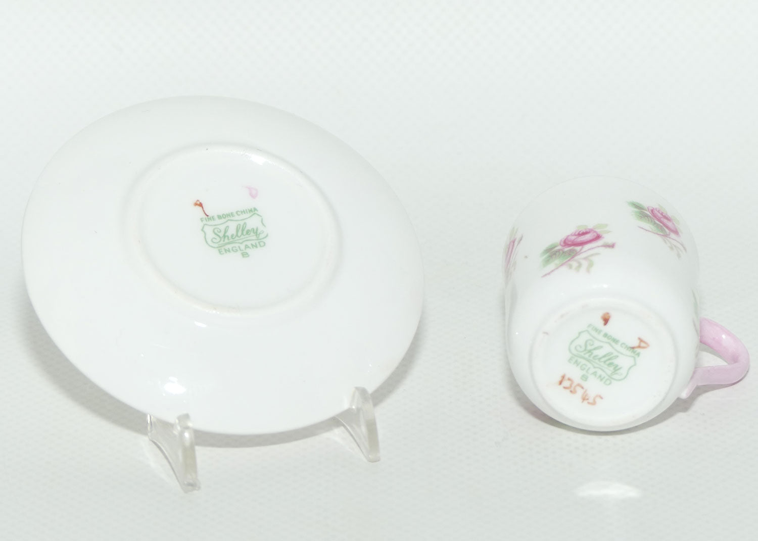 Shelley Canterbury shape miniature Bridal Rose duo