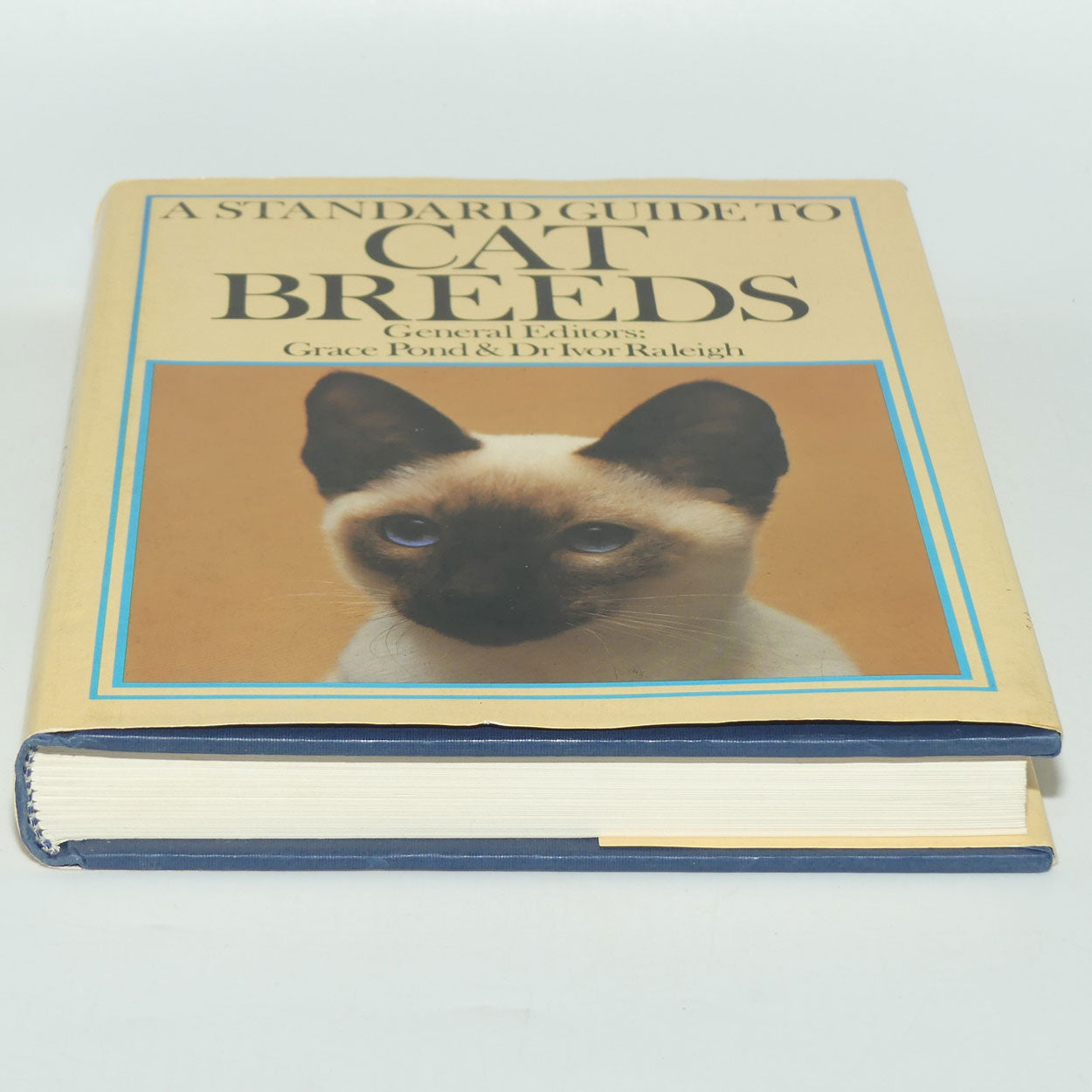 Hardback Book | A Standard Guide to Cat Breeds | Pond & Raleigh