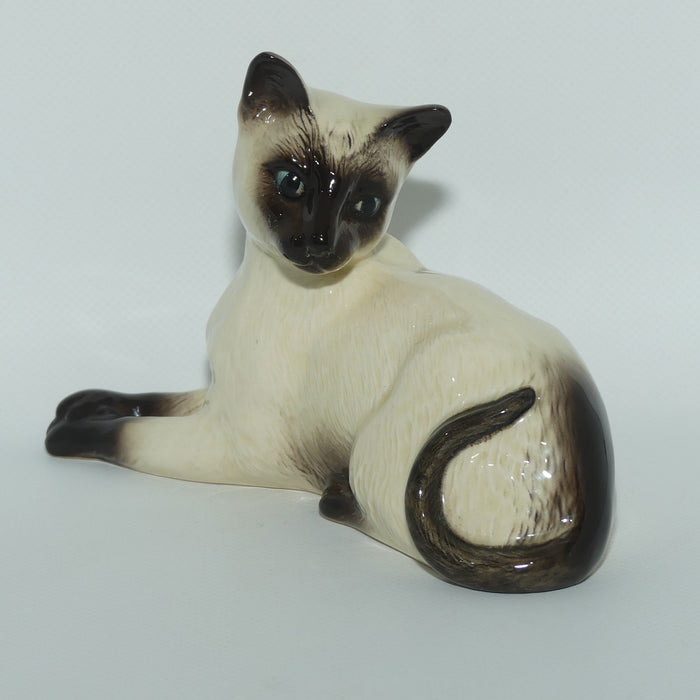 #1558 Beswick Siamese Cat | Lying, Facing Left