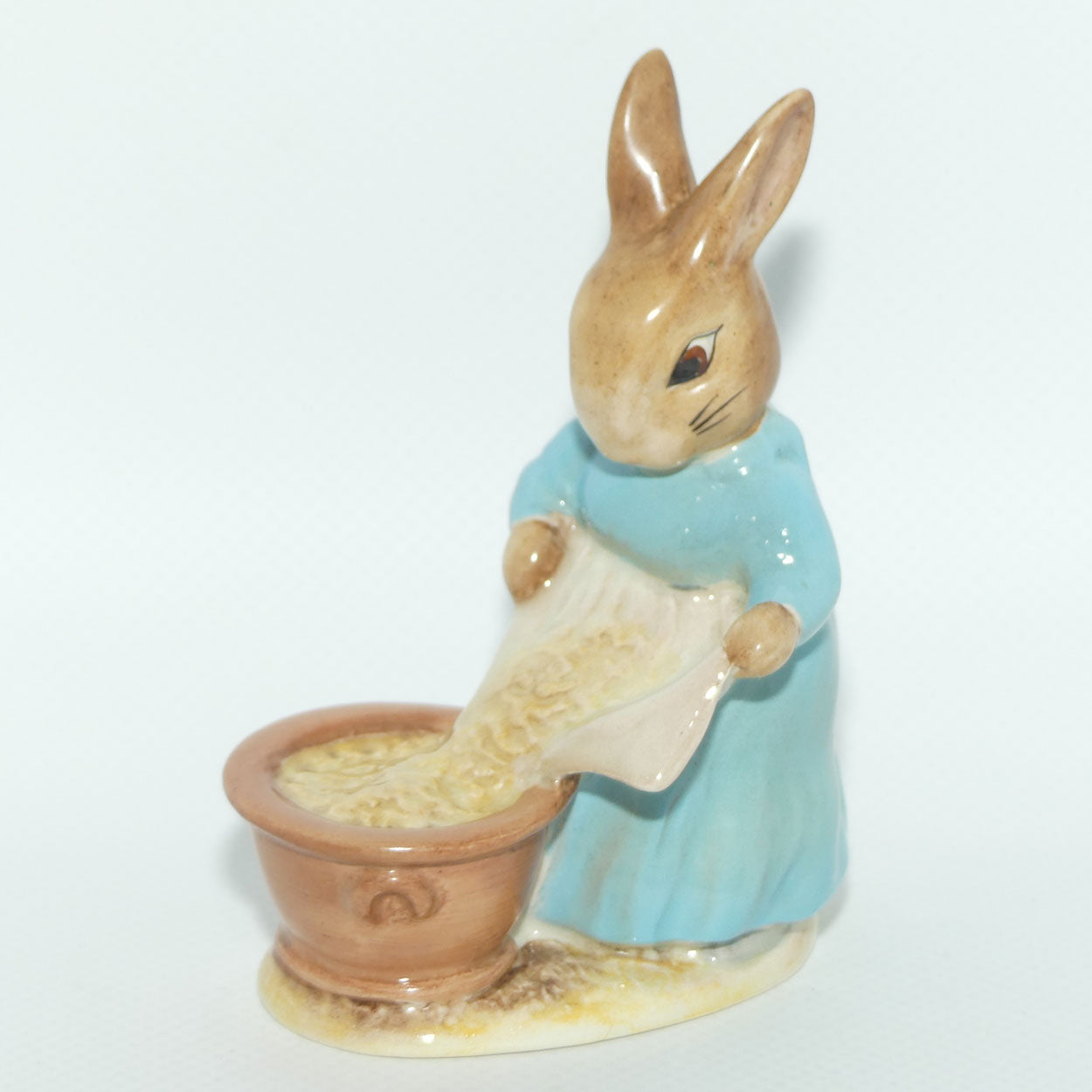 Beswick Beatrix Potter Cecily Parsley | BP2a Gold Oval