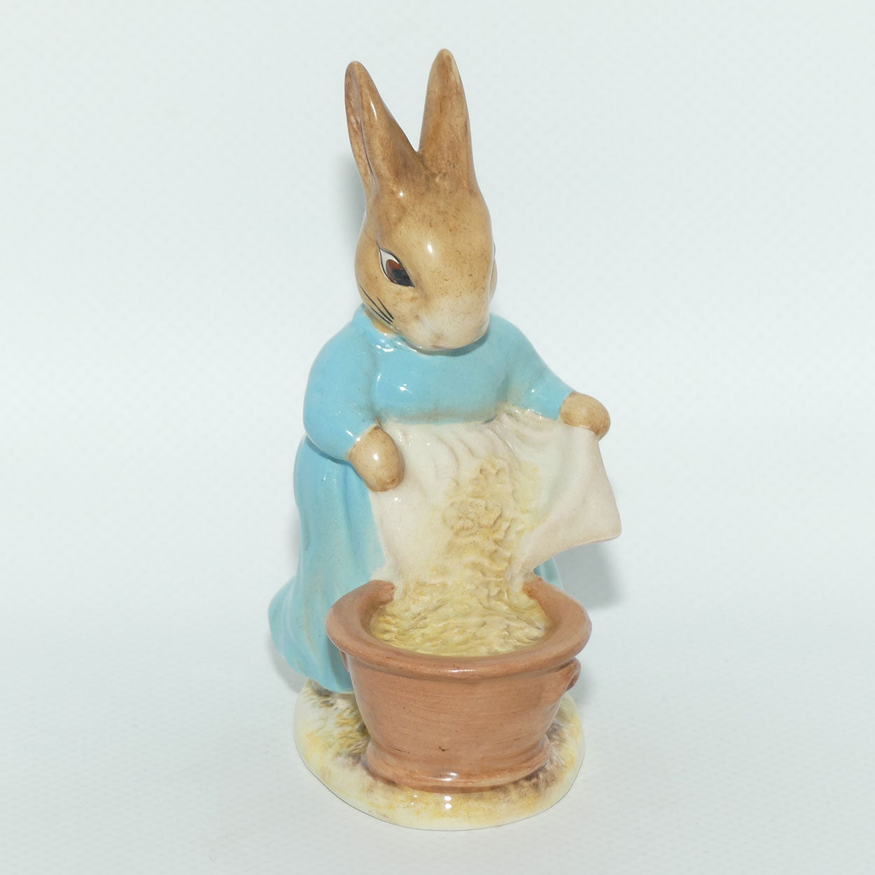 Beswick Beatrix Potter Cecily Parsley | BP2a Gold Oval