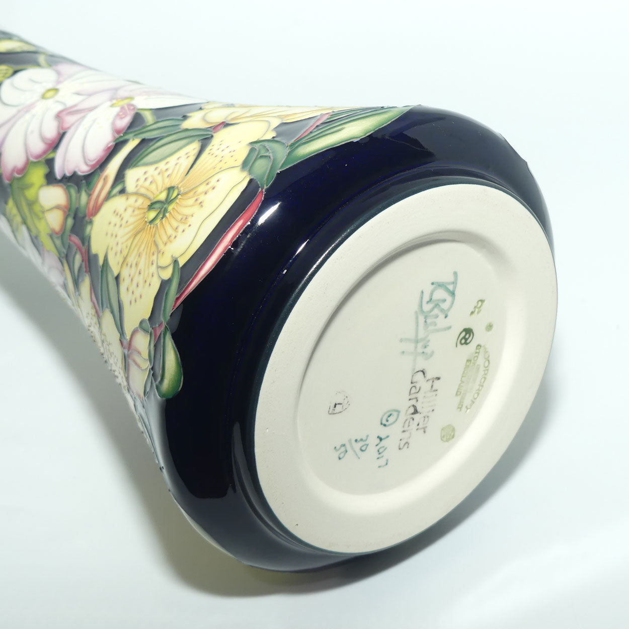 Moorcroft Pottery | Centenary Border 365/15 vase | LE 30/50