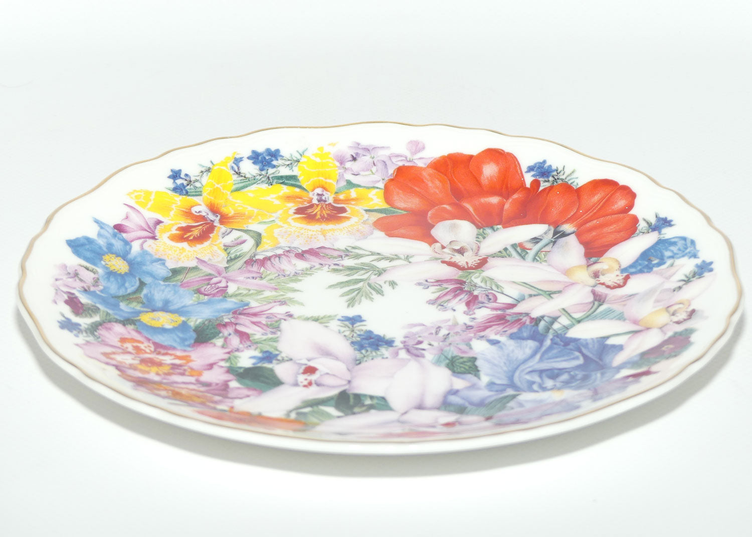 Royal Albert England | A Bouquet for the Queen Mother plate #2 | Chelsea Bouquet