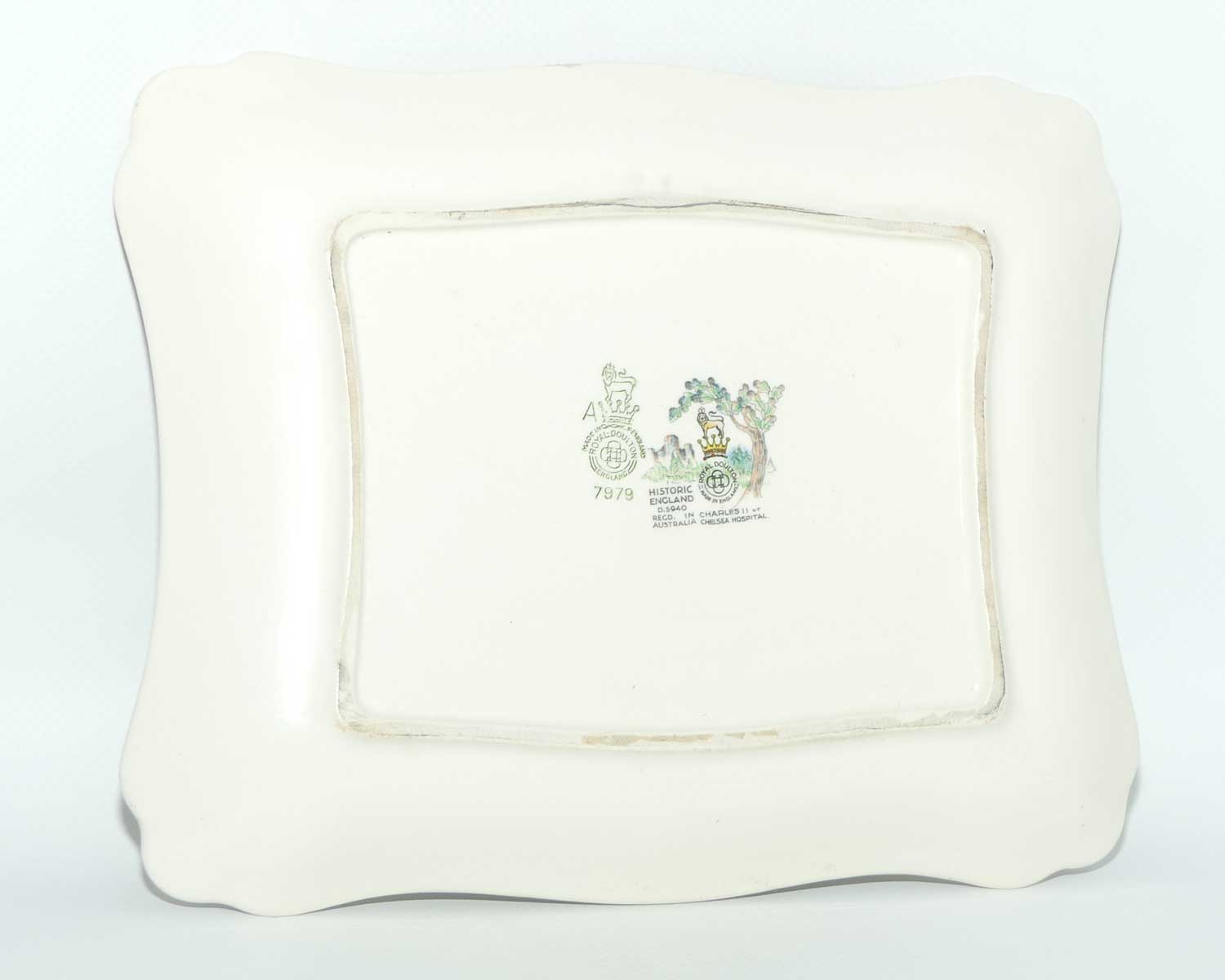 Royal Doulton Historic England rectangular tray D5940 | Shape 7979 | Charles II at Chelsea Hospital