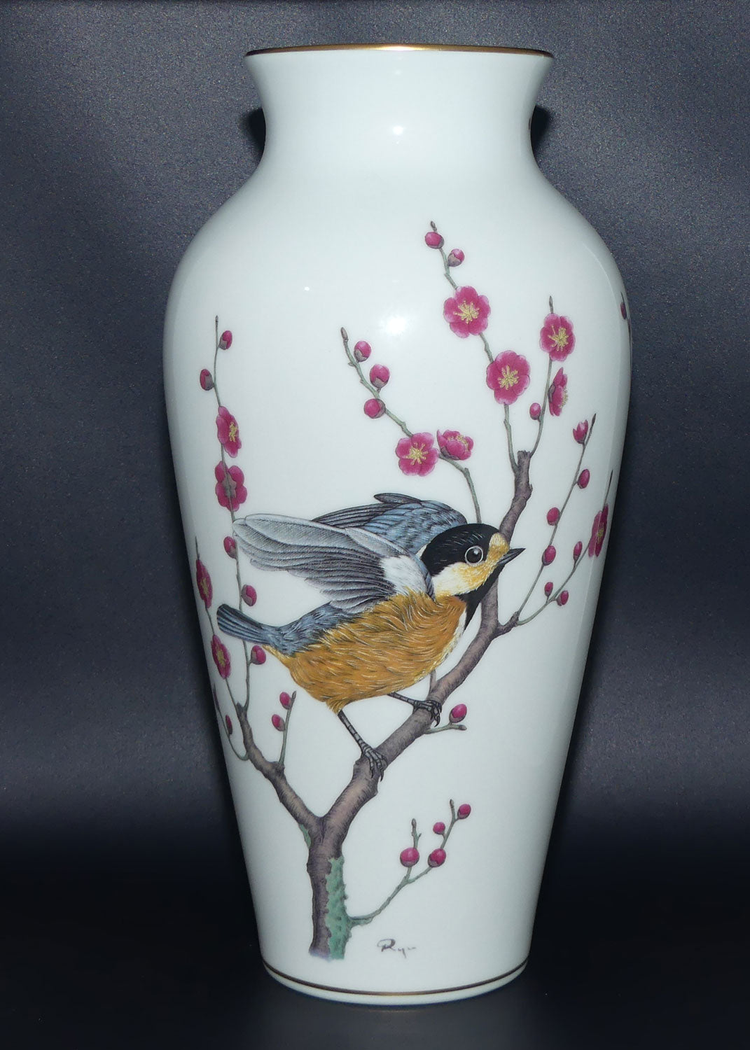 Franklin Porcelain | The Heralds of Spring vase by Ryu Okazaki