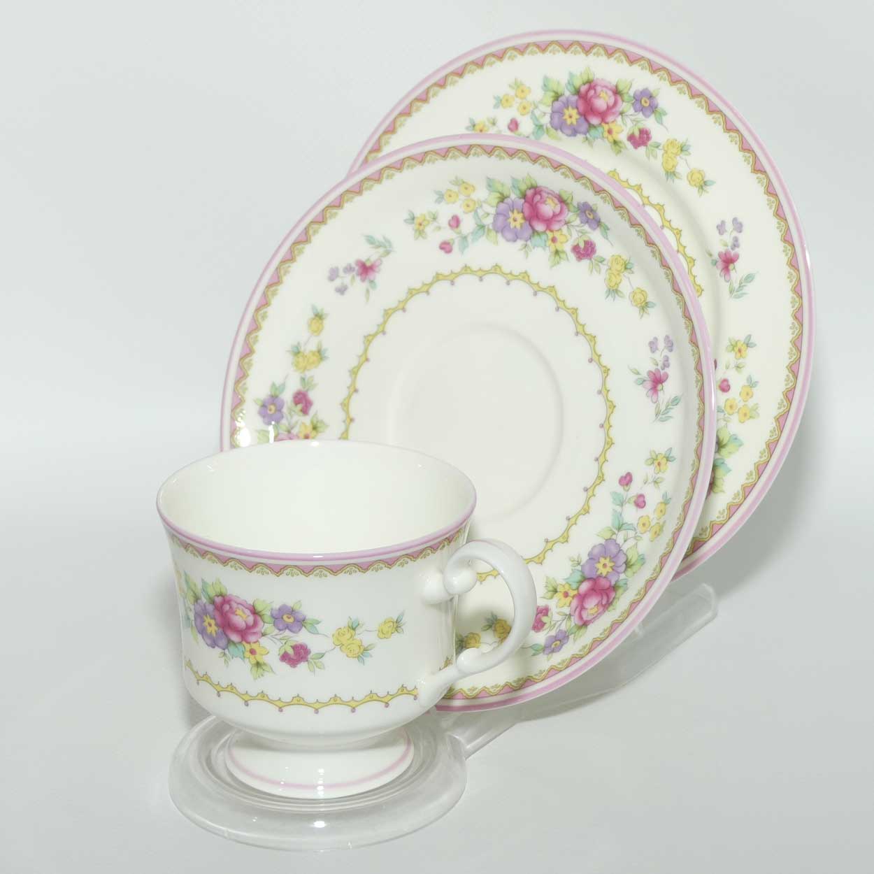 Mikasa Bone China trio | Cheshire pattern A6-004