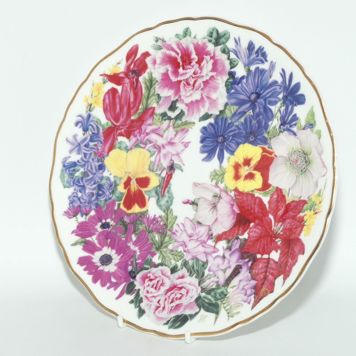 Royal Albert England | A Bouquet for the Queen Mother plate #8 | Christmas Bouquet