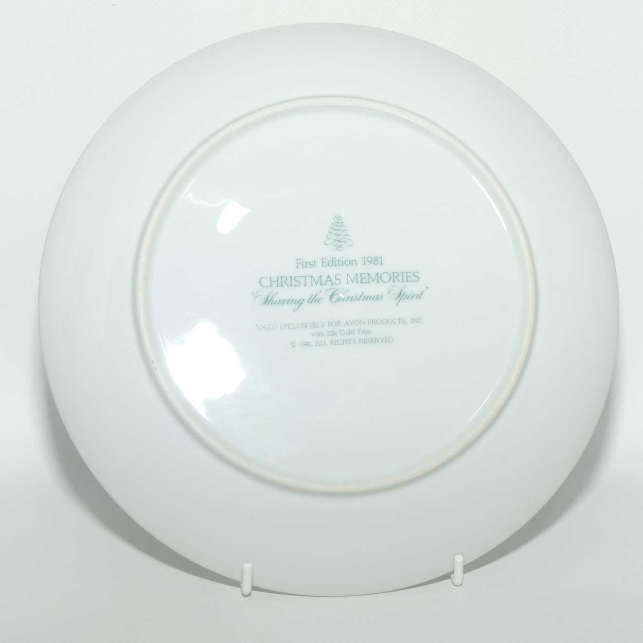 Avon Christmas plate | Christmas 1981 | First Edition | Sharing the Christmas Spirit | boxed