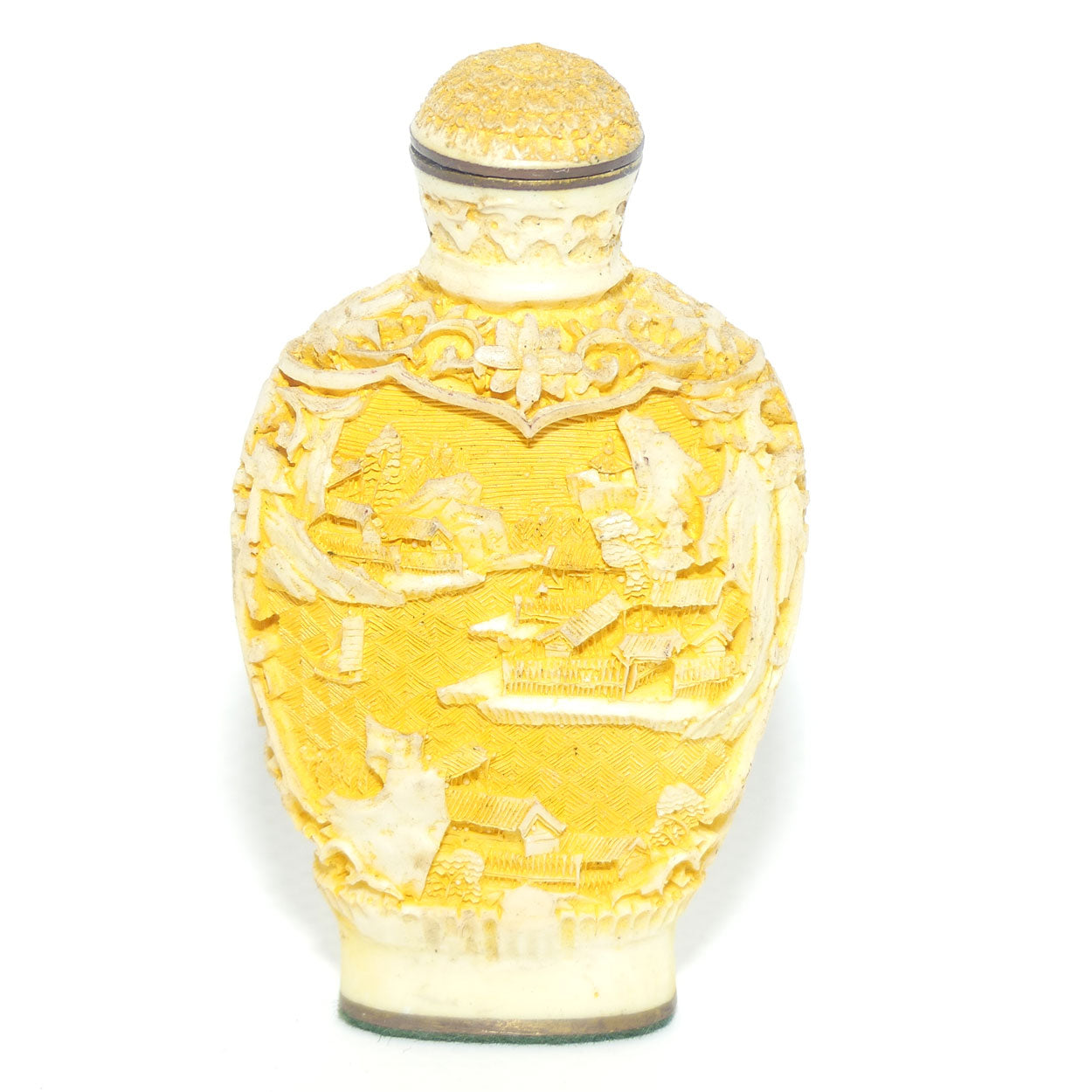 Chinese White Yellow Cinnabar snuff bottle | Village and Lake scene