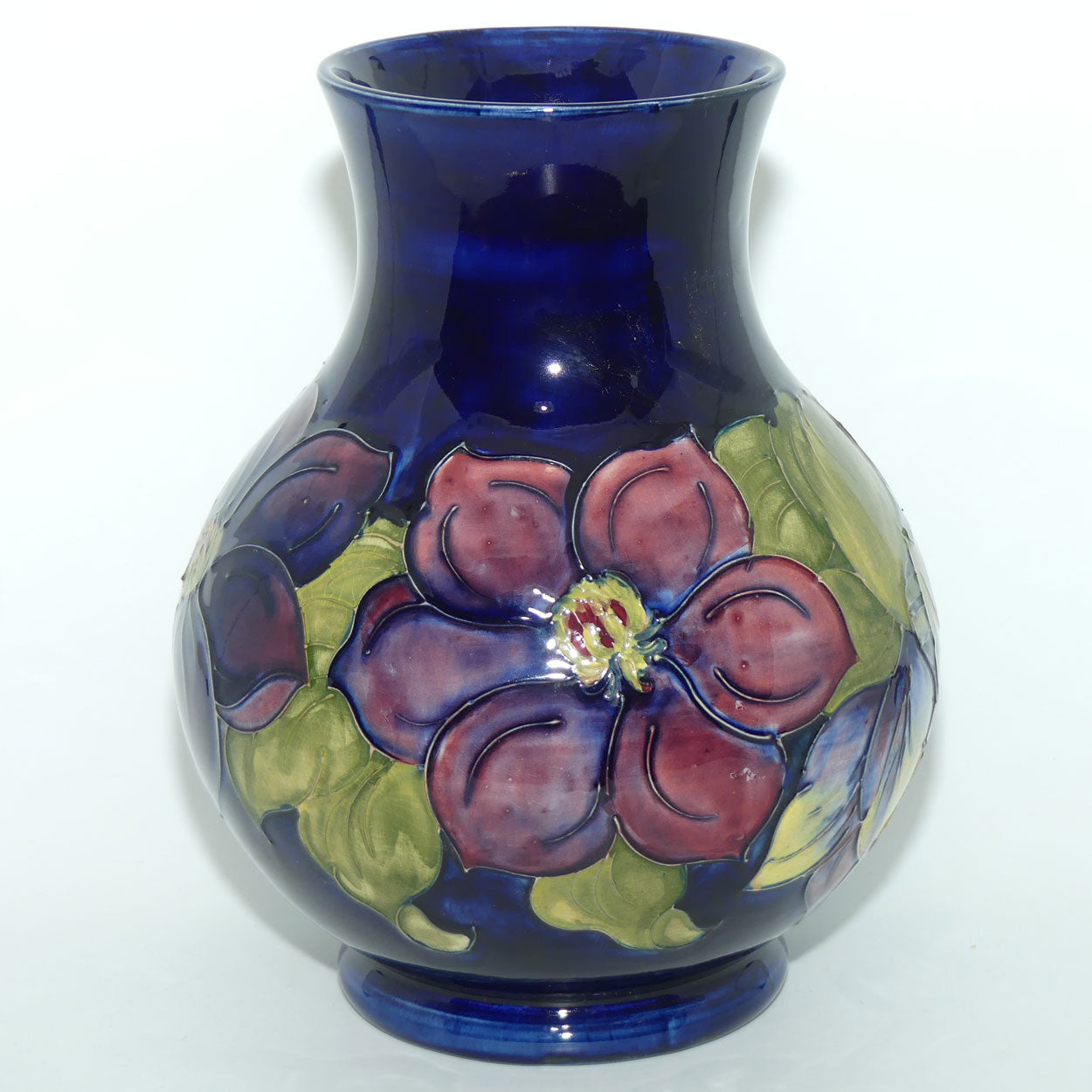 Walter Moorcroft Clematis (Blue) 869/9 vase