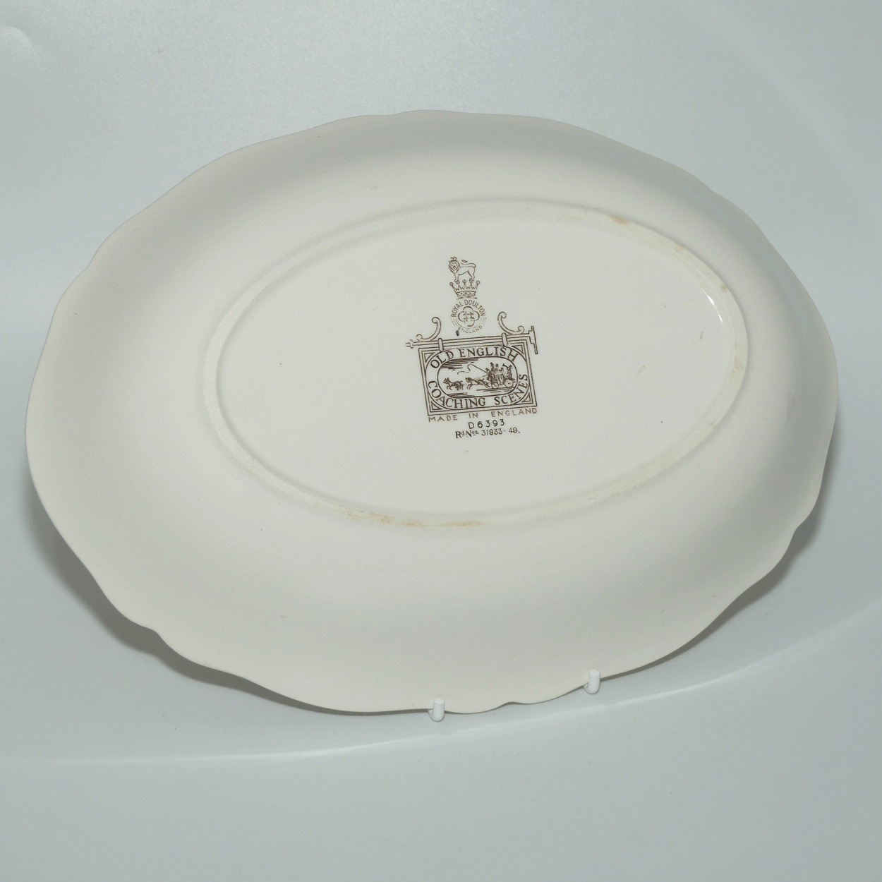 Royal Doulton Old English Coaching Scenes oval bowl | D6393