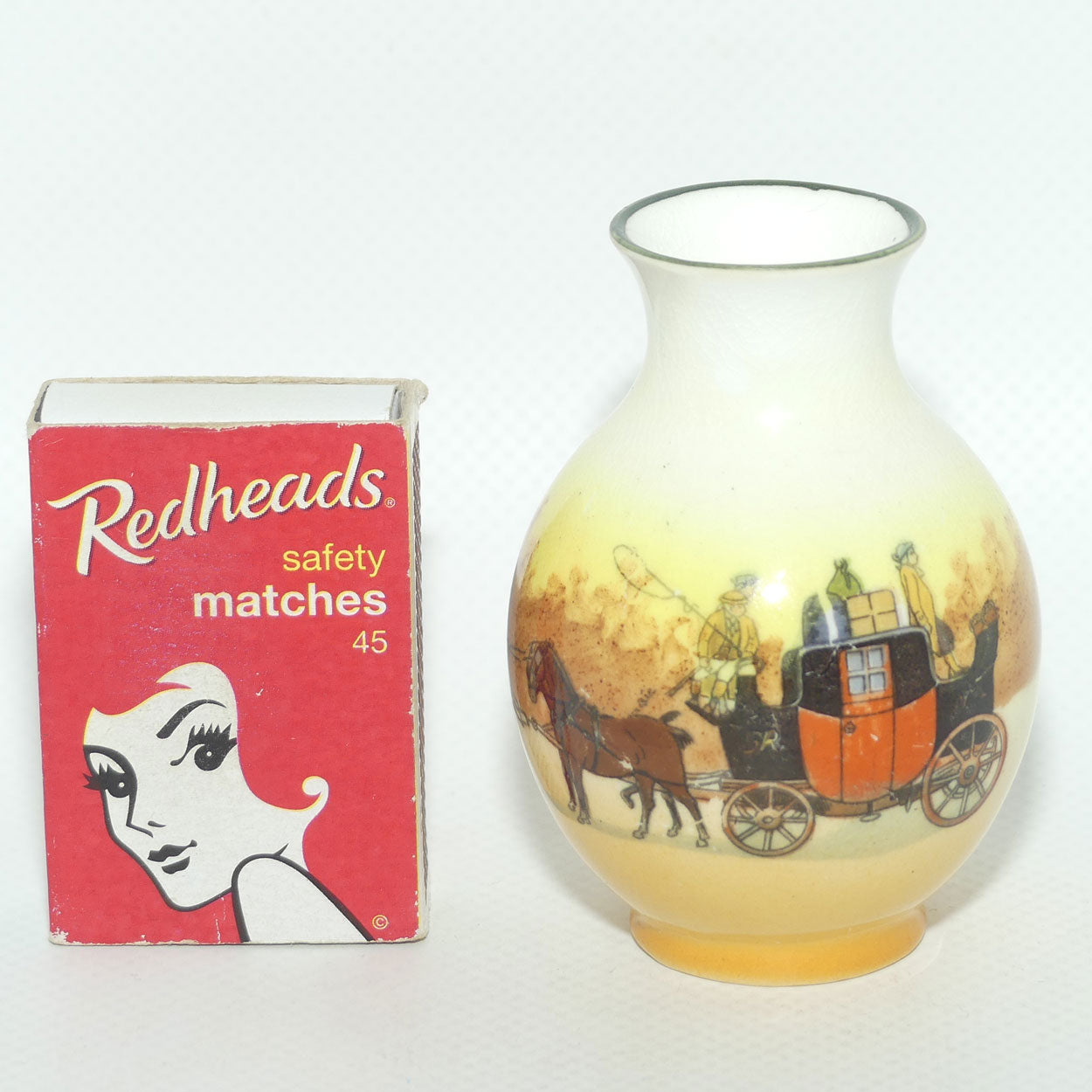 Royal Doulton Coaching Days miniature ovoid vase | 2 scenes | E3804