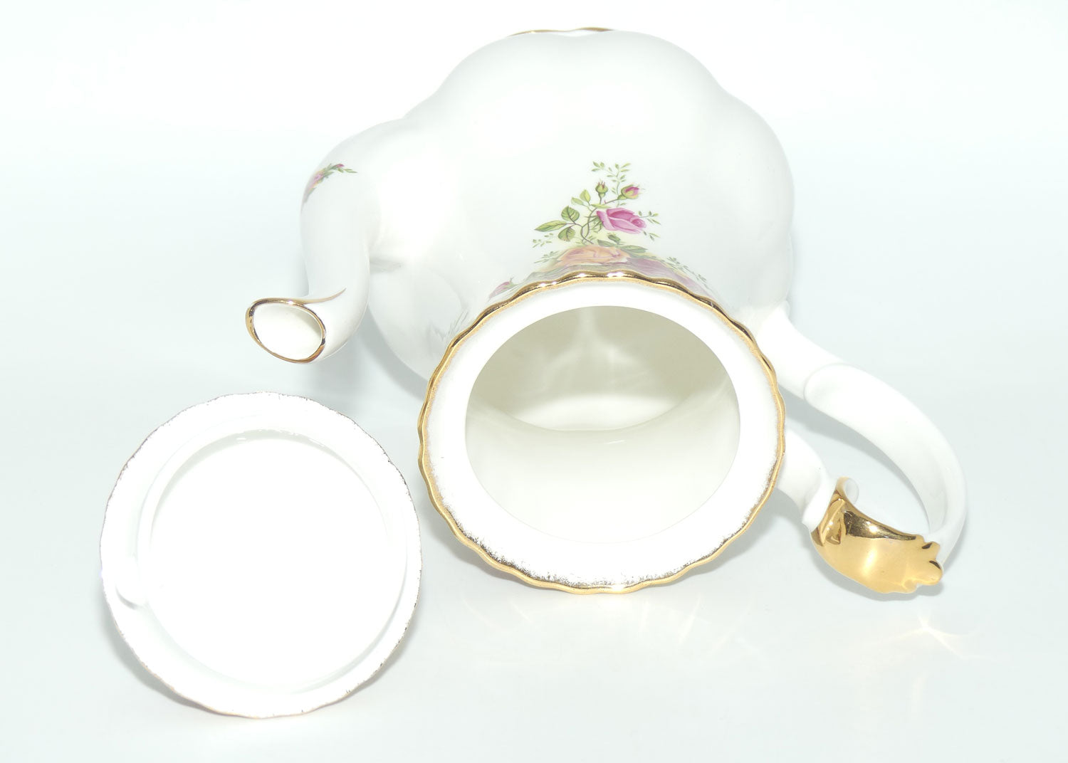 Royal Albert Bone China England Old Country Roses coffee pot | © 1962 Royal Albert Ltd backstamp | #1

