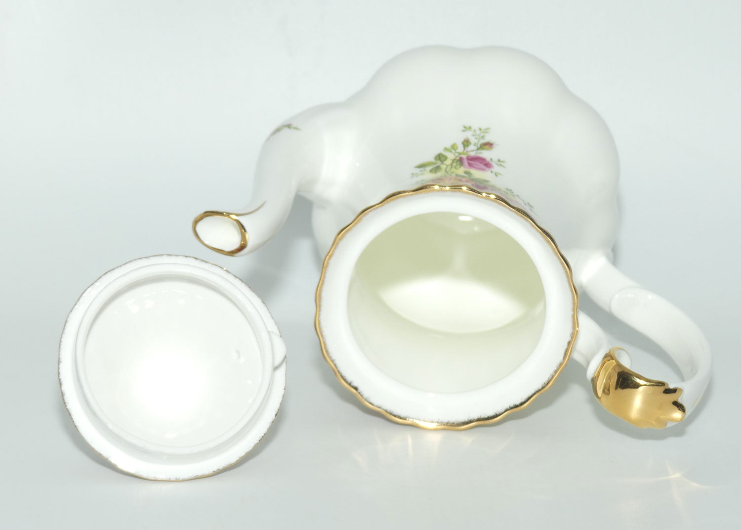 Royal Albert Bone China England Old Country Roses Coffee Pot | © 1962 Royal Albert Ltd backstamp | #2