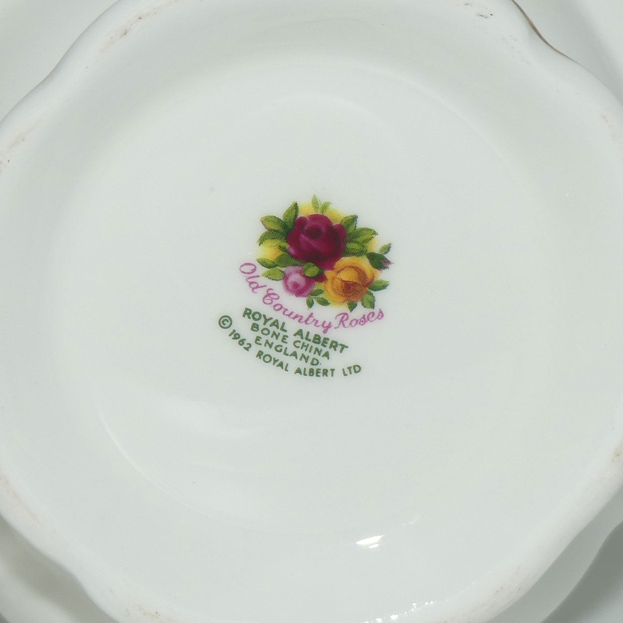 Royal Albert Bone China England Old Country Roses Coffee Pot | © 1962 Royal Albert Ltd backstamp | #2