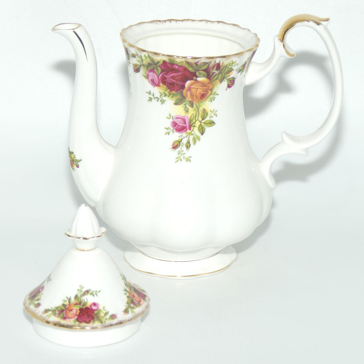 Royal Albert Bone China England Old Country Roses coffee pot | early stamp | 900ml