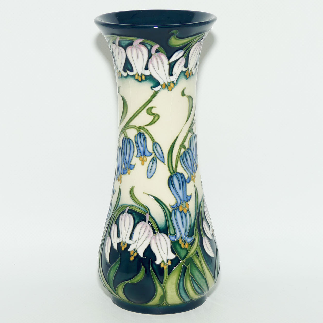 Moorcroft Combermere 364/8 vase