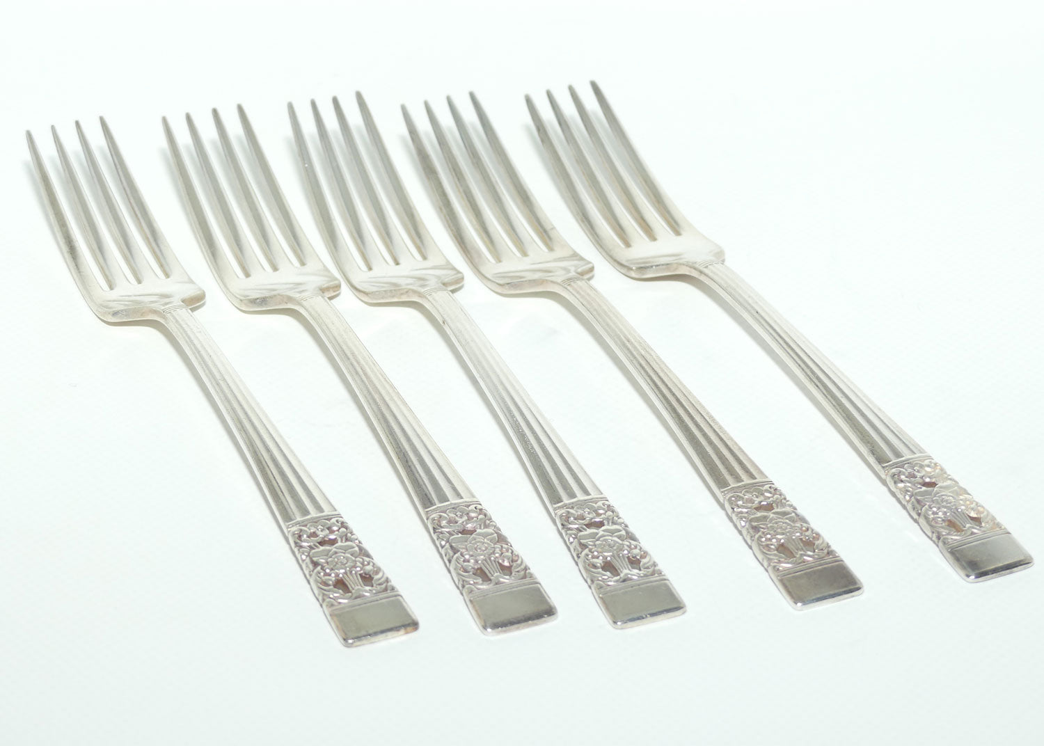 Set of 5 Oneida Community Plate forks | HAMPTON COURT pattern | 19cm long