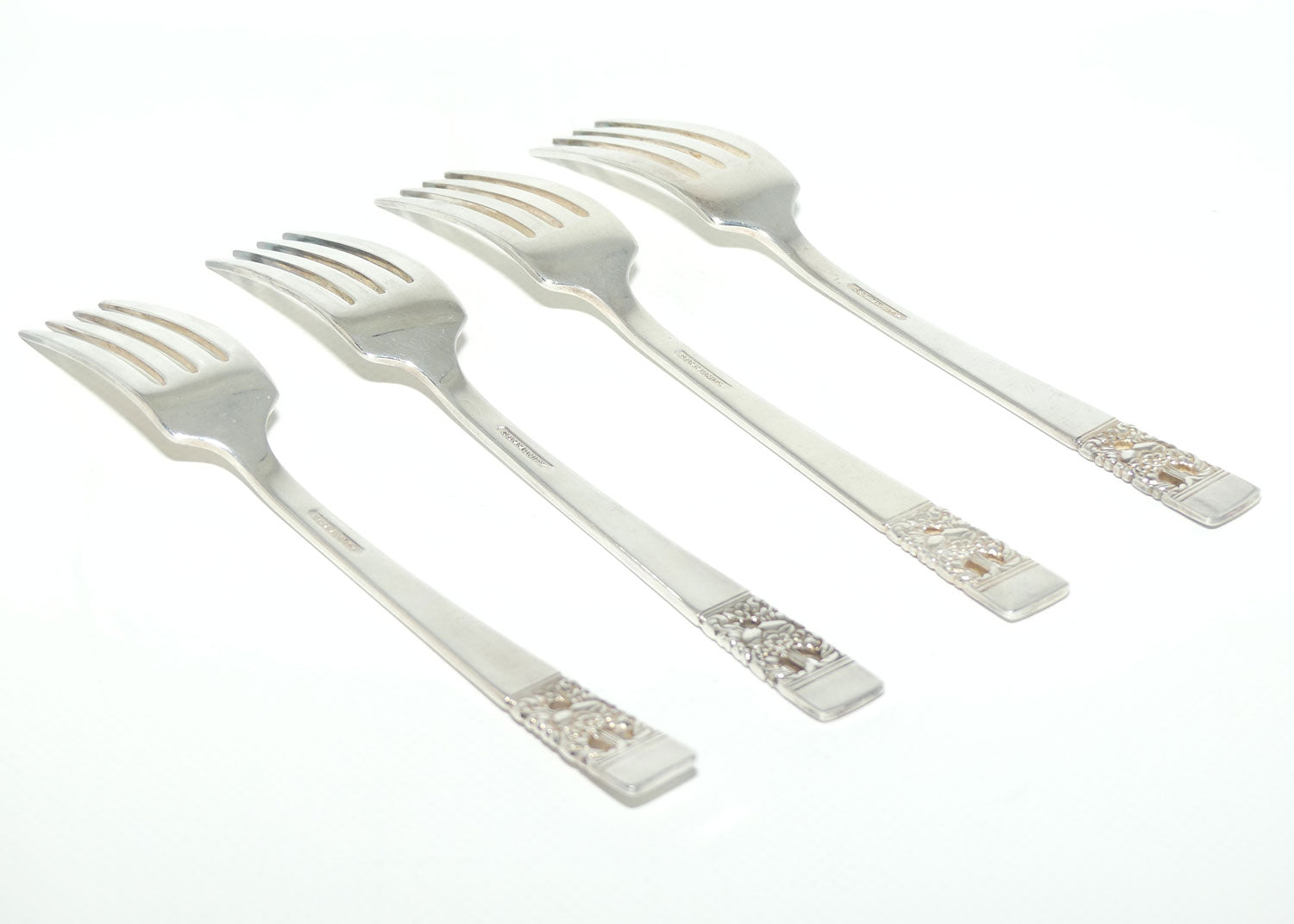 Oneida Community Plate set of 4 forks | HAMPTON COURT pattern | 18cm long