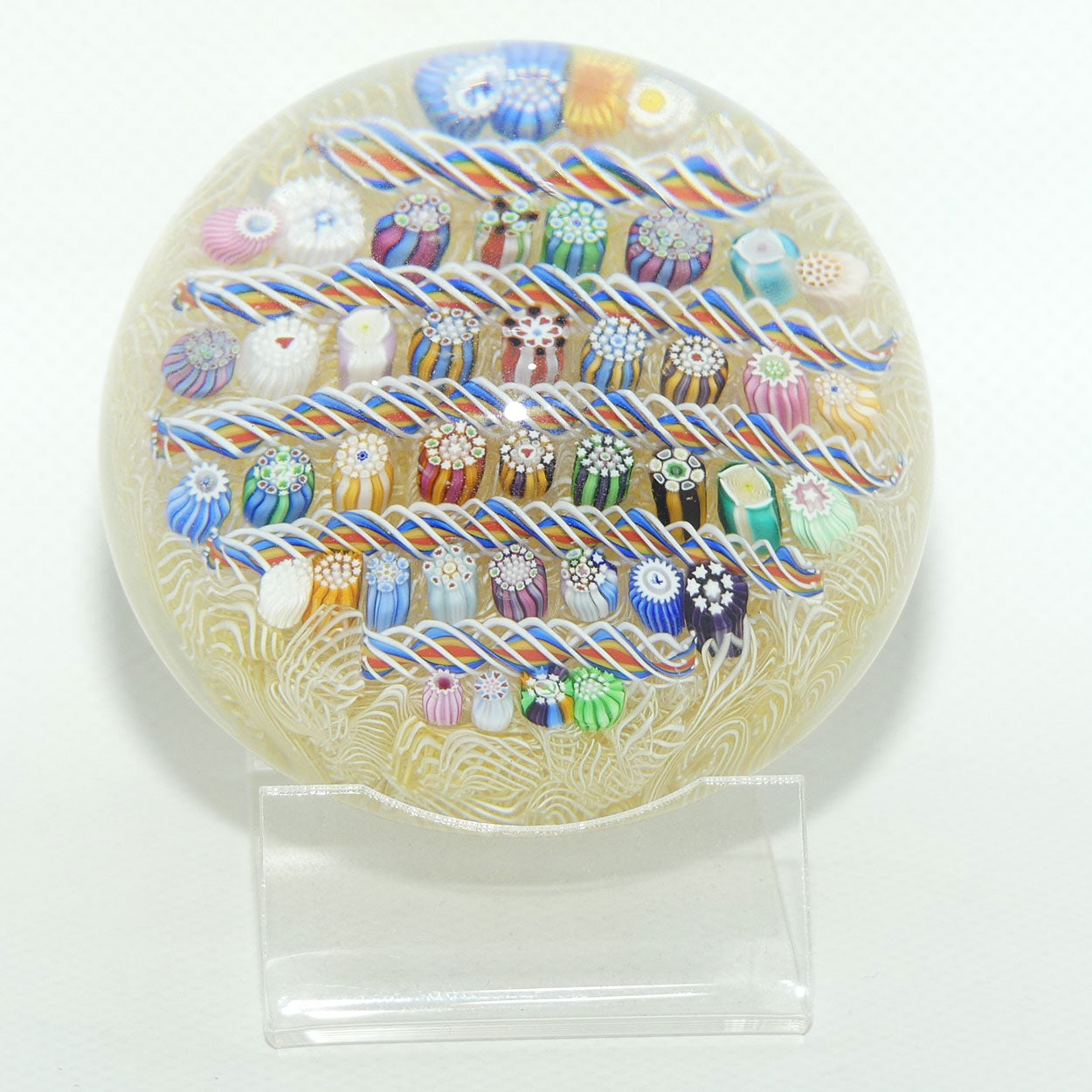 John Deacons Scotland Complex Linear Magnum Cream paperweight