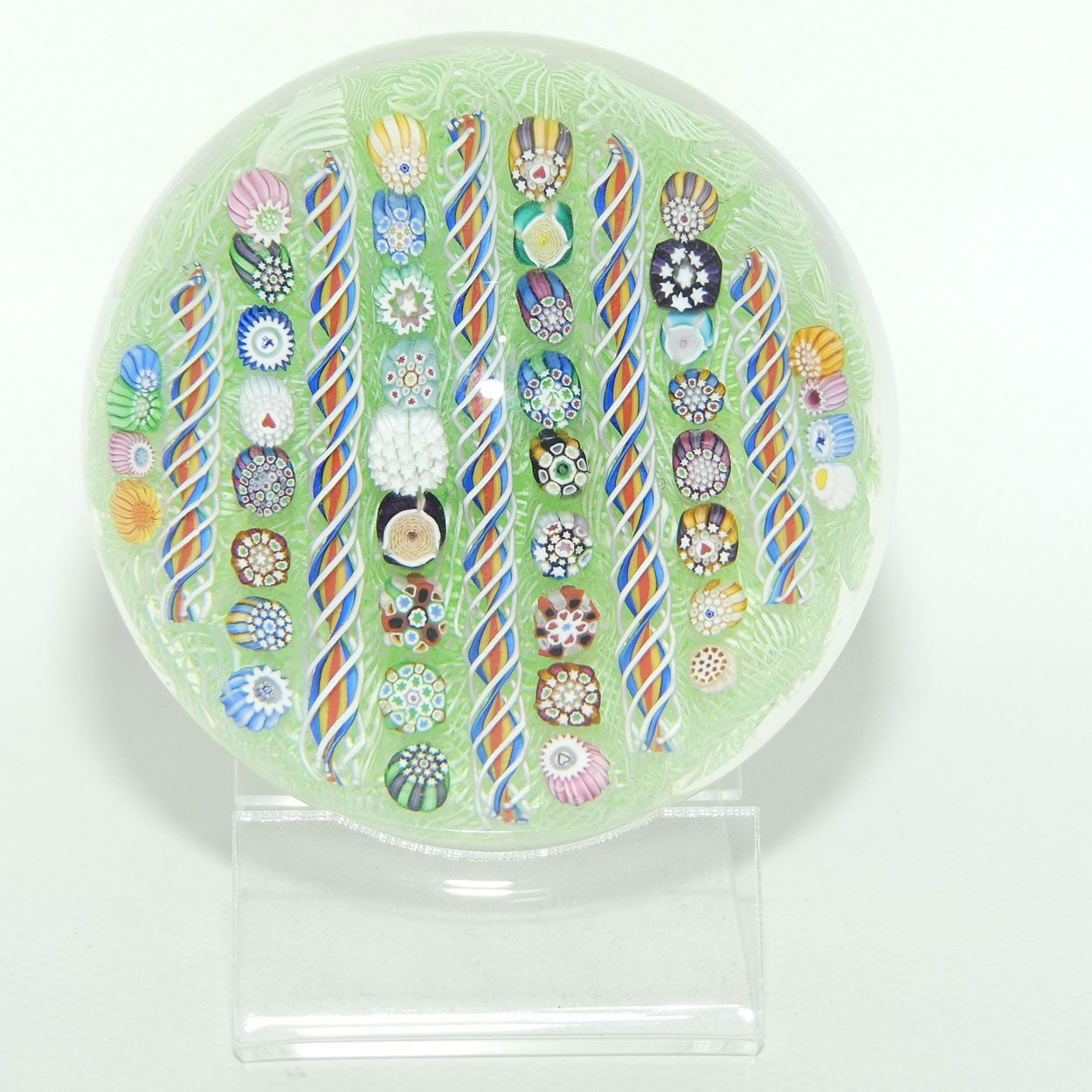 John Deacons Scotland Complex Linear Magnum Lime paperweight