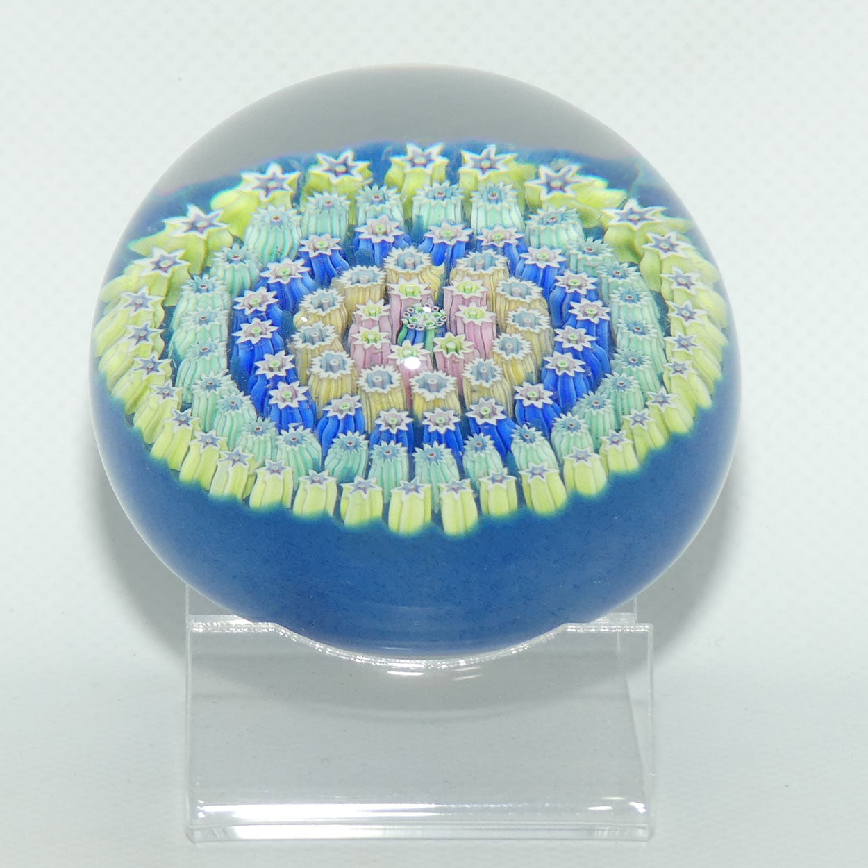 John Deacons Scotland Concentric Millefiori large paperweight | Blue