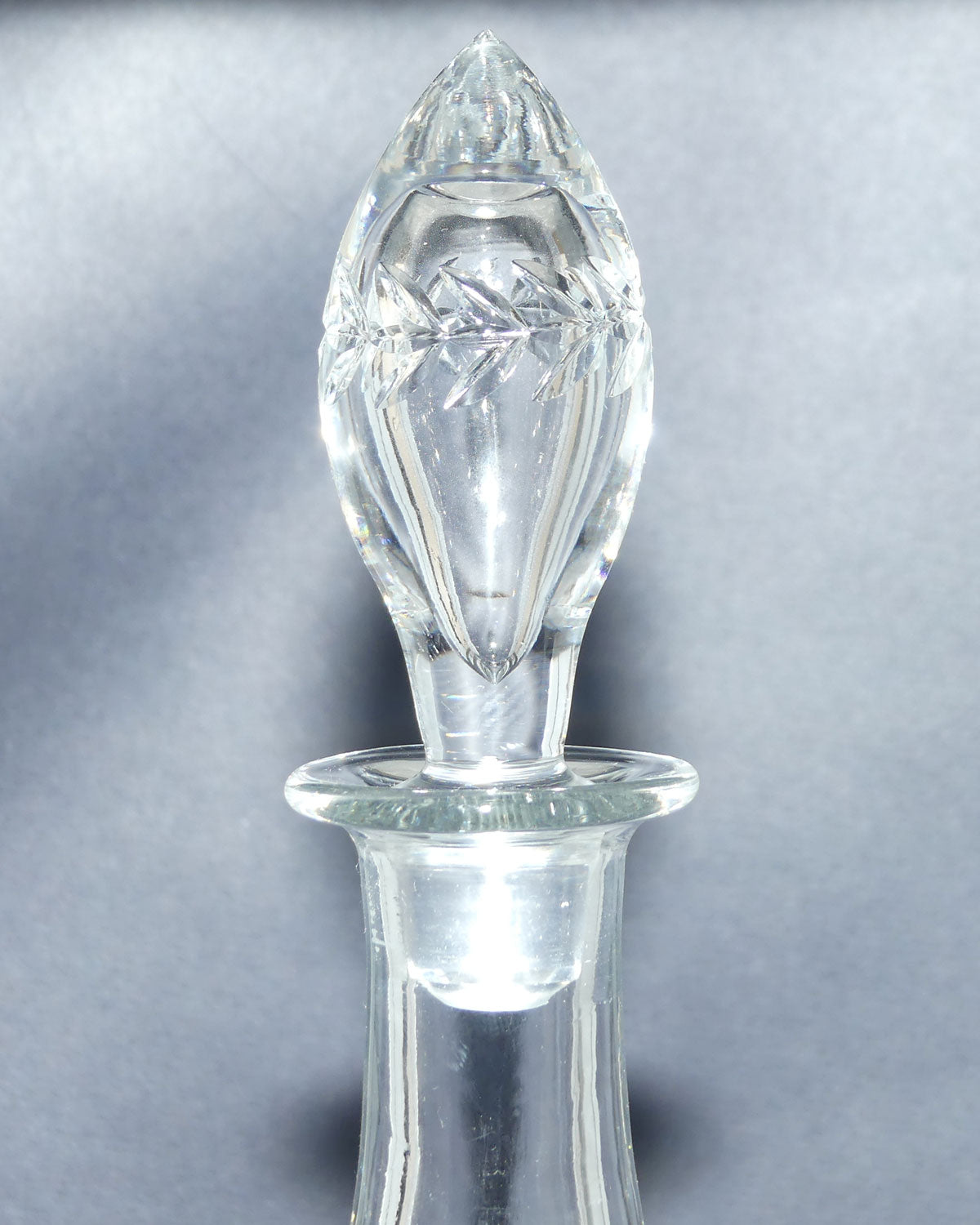 Superb Webb Crystal Facetted Star pattern with garland conical shape decanter