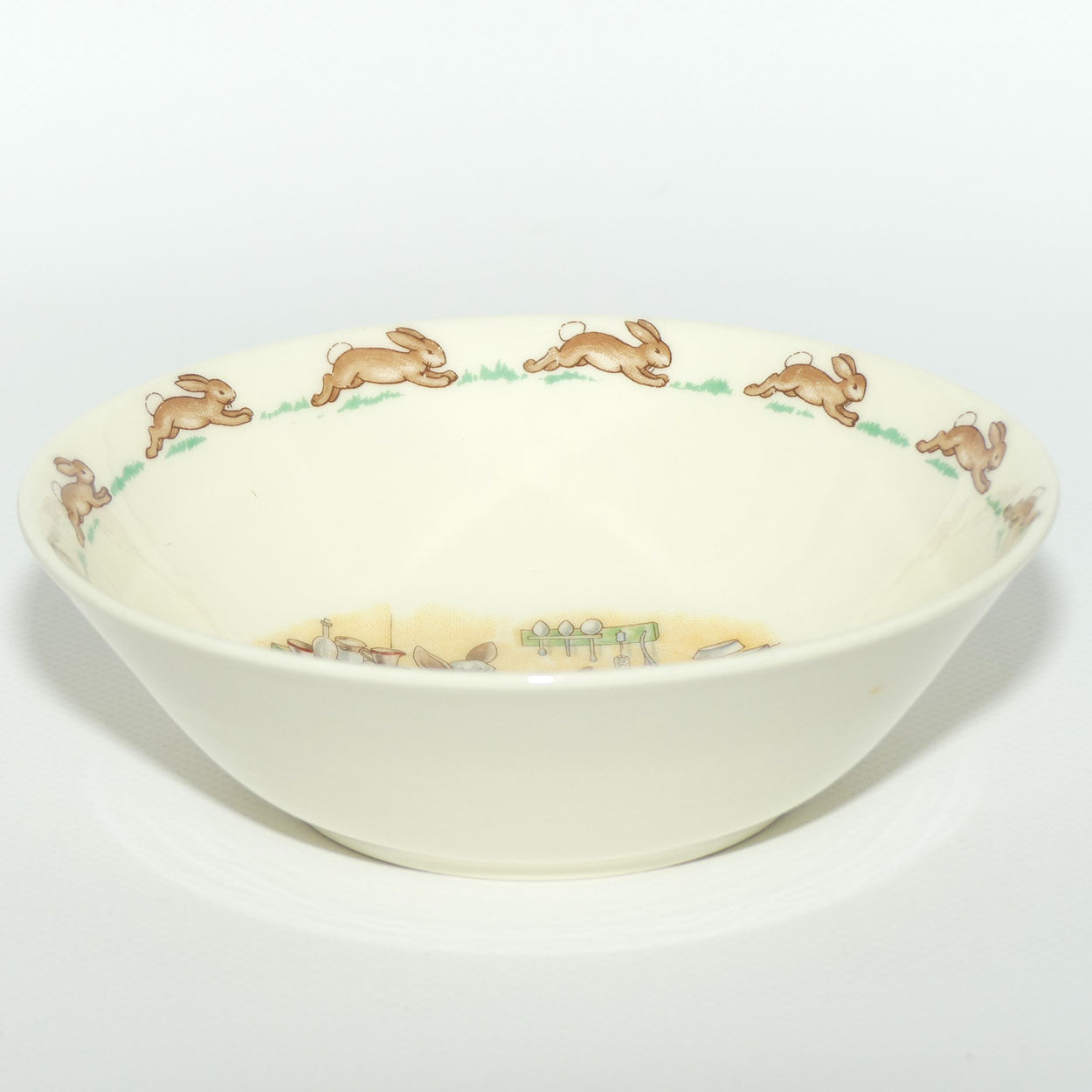 Royal Doulton Bunnykins Baking cereal bowl