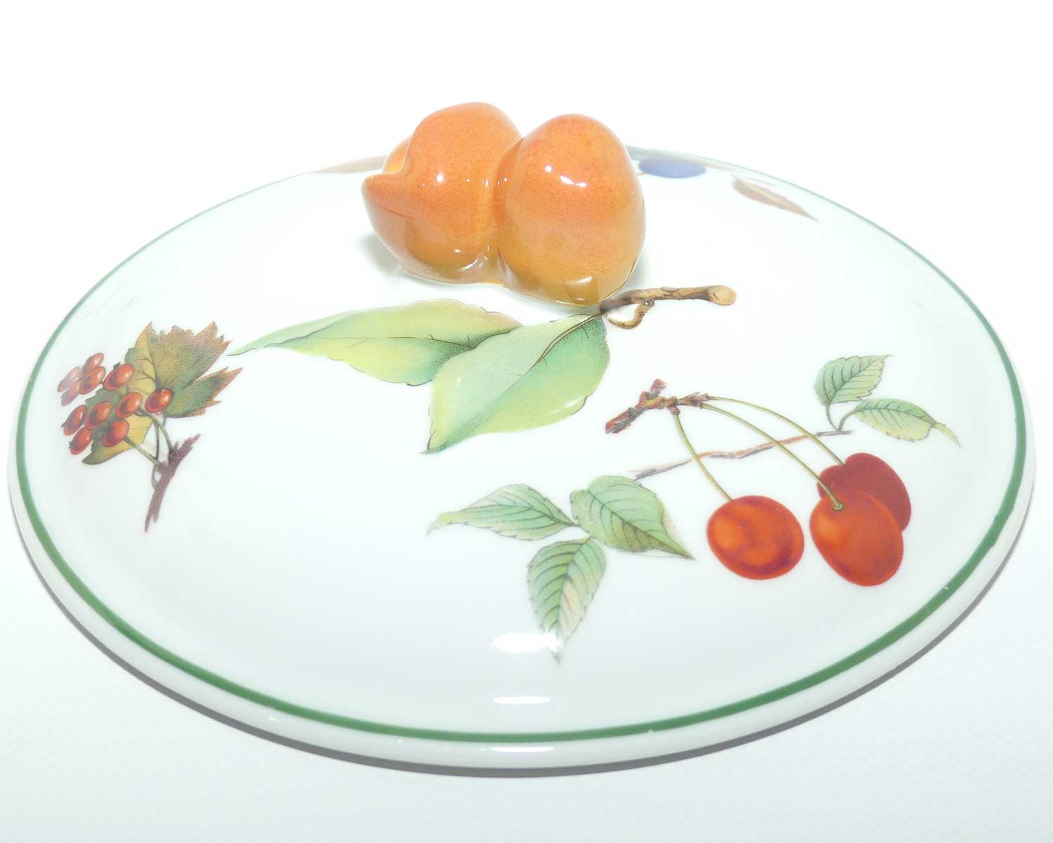 Royal Worcester Vitreous Bakeware | Evesham Vale pattern | Covered Vegetable Dish with fancy handle