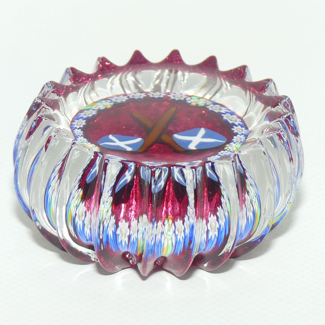 John Deacons Scotland the Brave medium paperweight | Ribbed | Cranberry