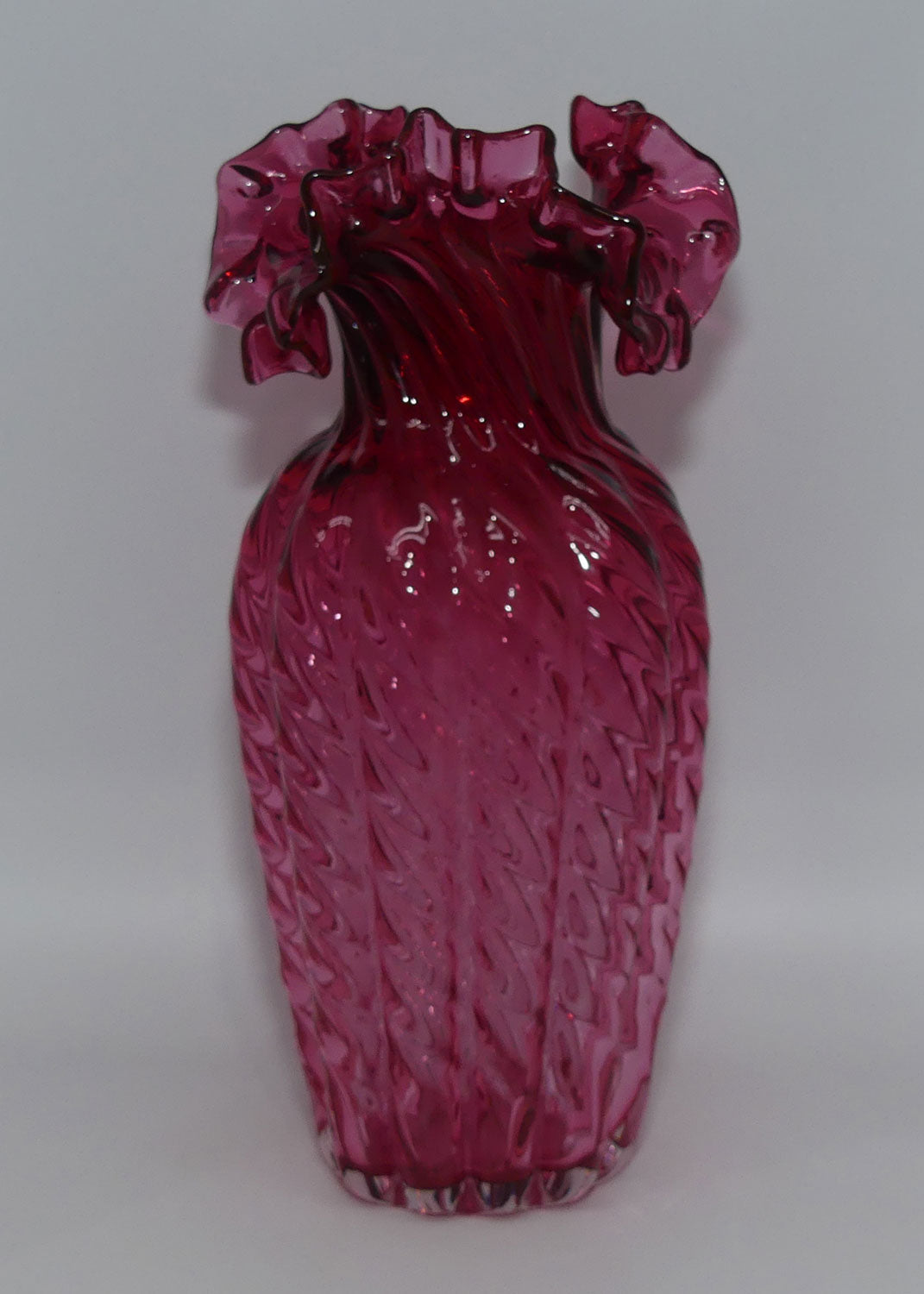 vintage-victorian-style-cranberry-glass-frilled-edge-tall-melon-shape-vase
