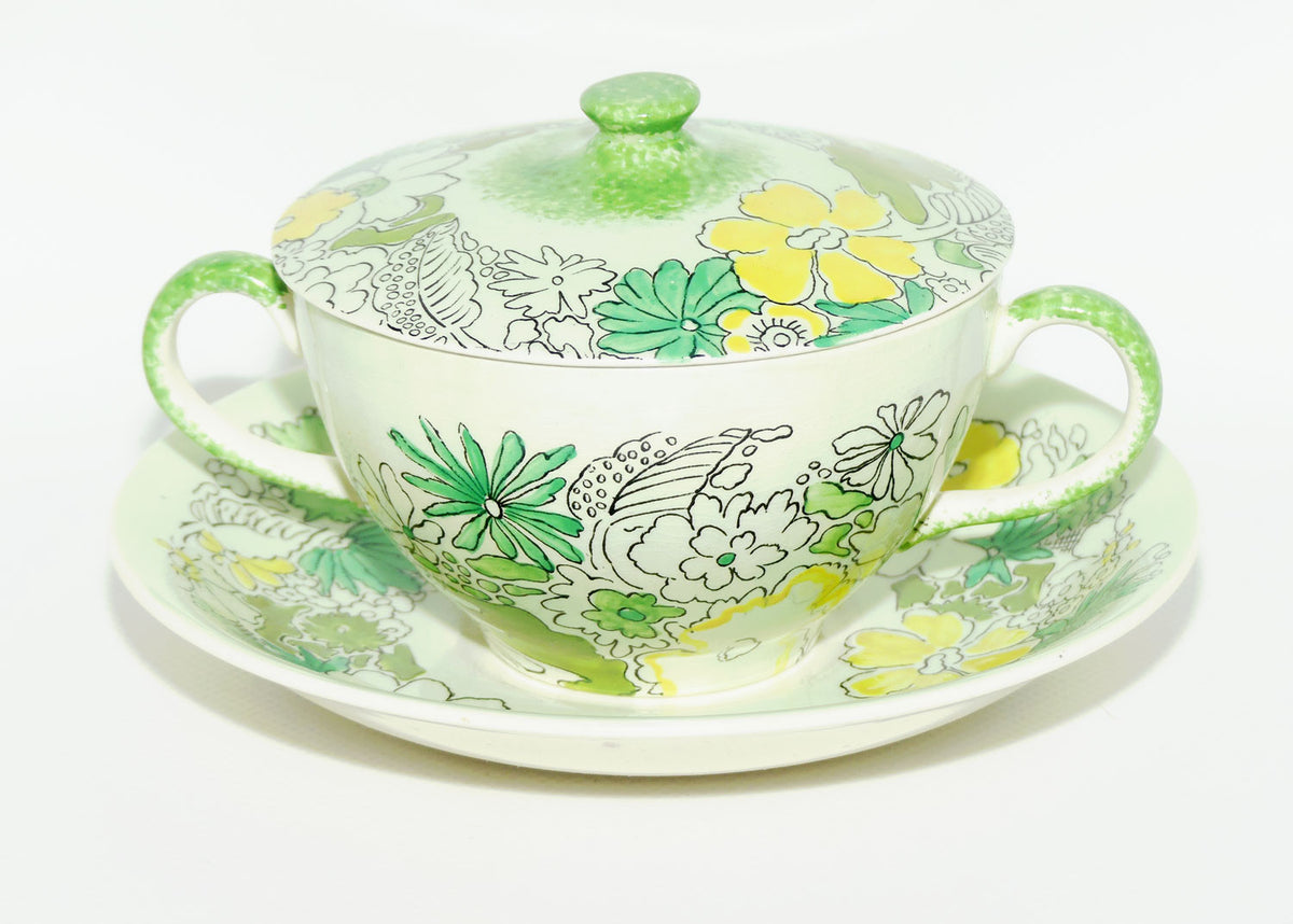 Clarice Cliff Bizarre Crepe de Chene lidded coupe on underplate | Green ground