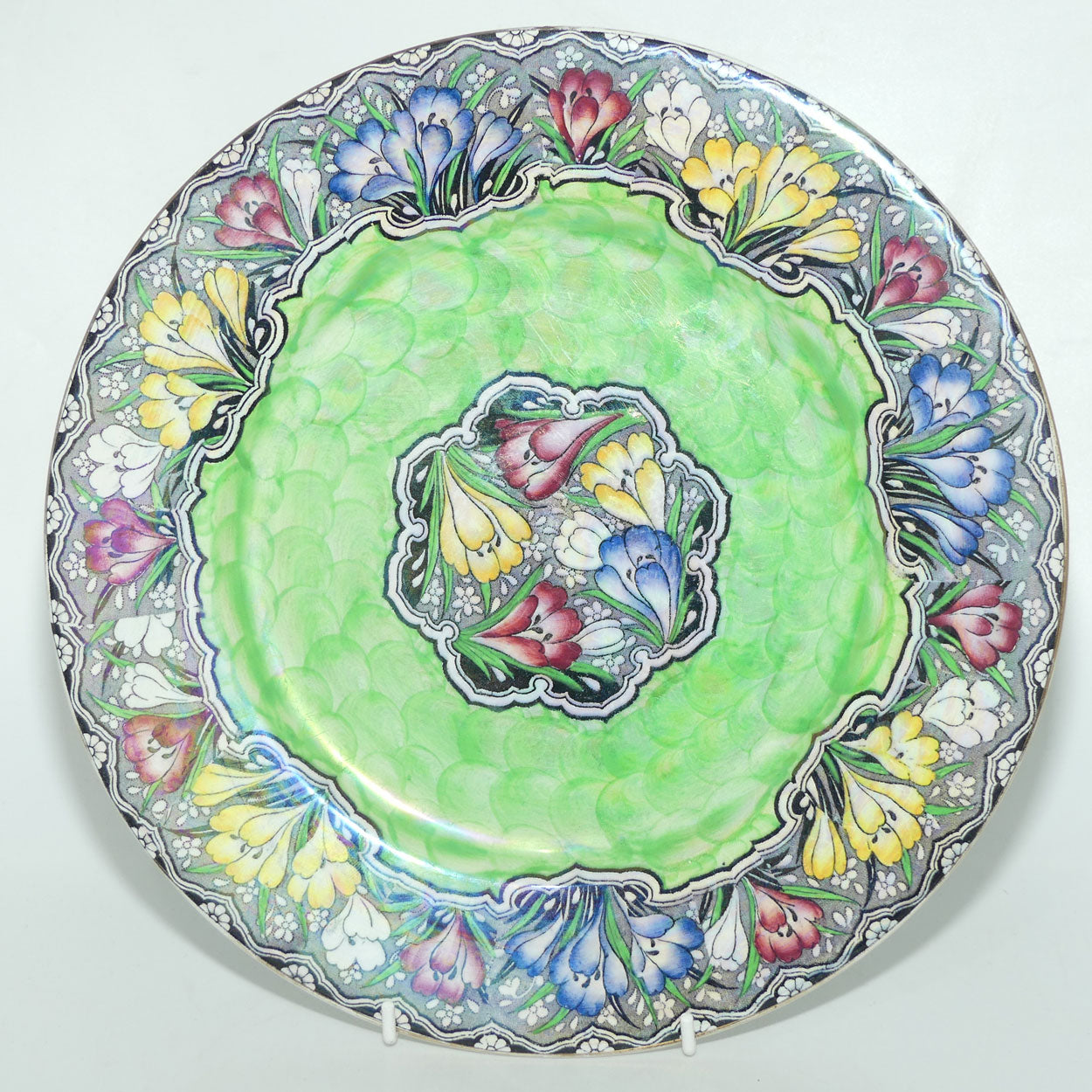 Maling plate Crocus with Victoria Green Ground 6437