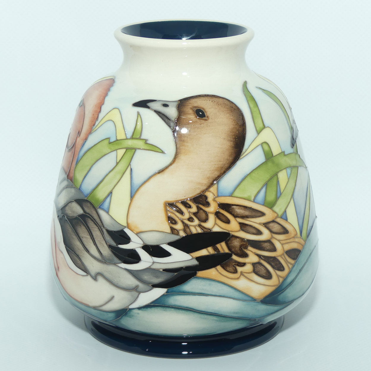 Moorcroft Dabbler Ducks 198/5 vase | LE 12/15