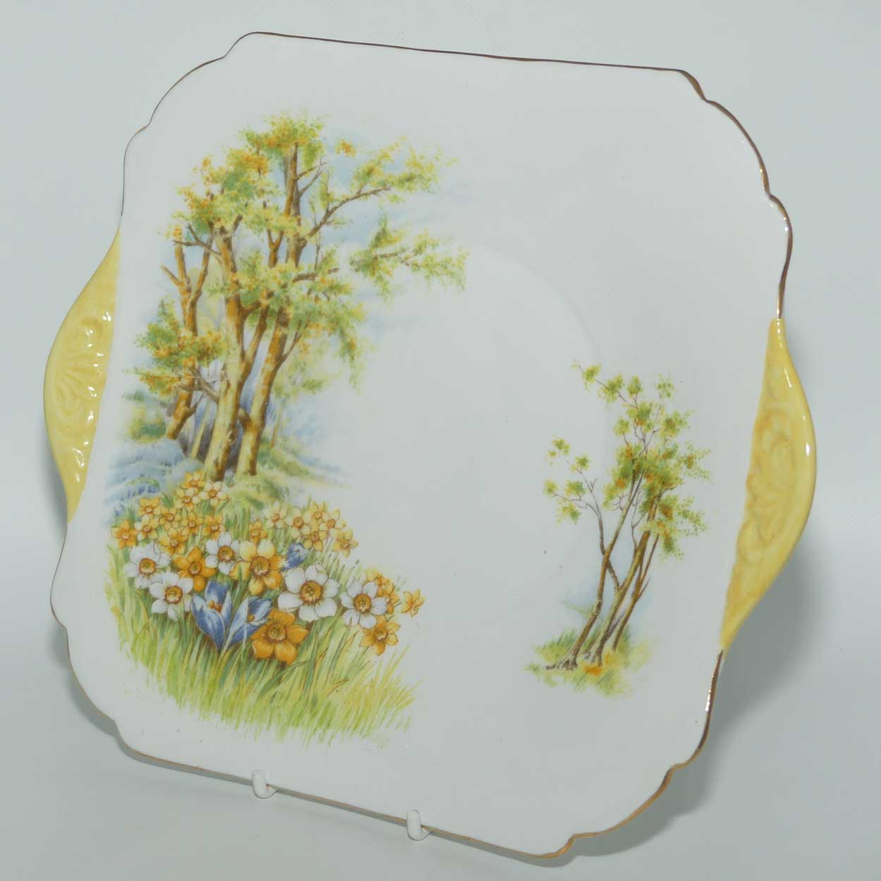 Shelley Daffodil Time cake plate | Gilt Trim | 13370
