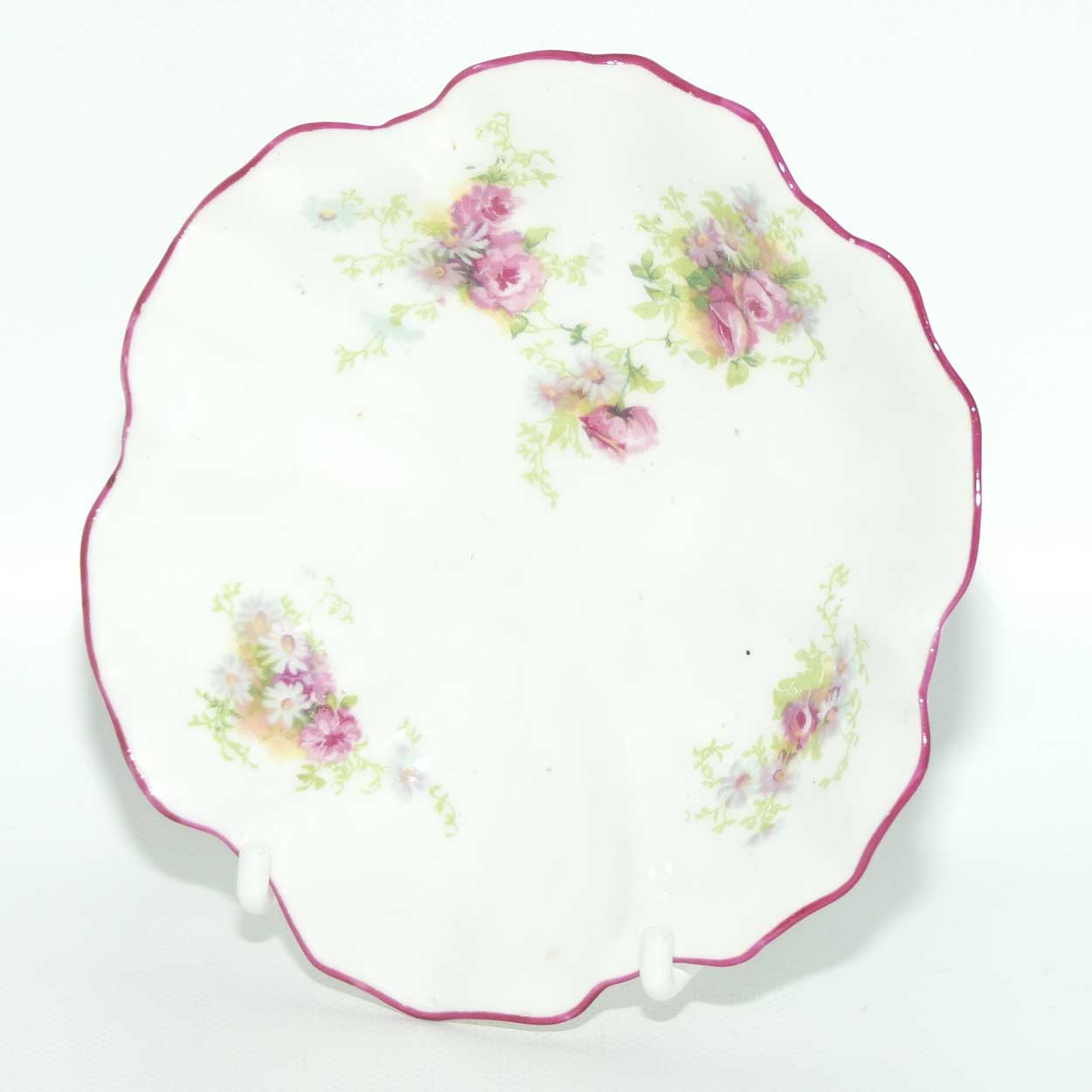 Shelley Dainty Rose pattern round pin dish