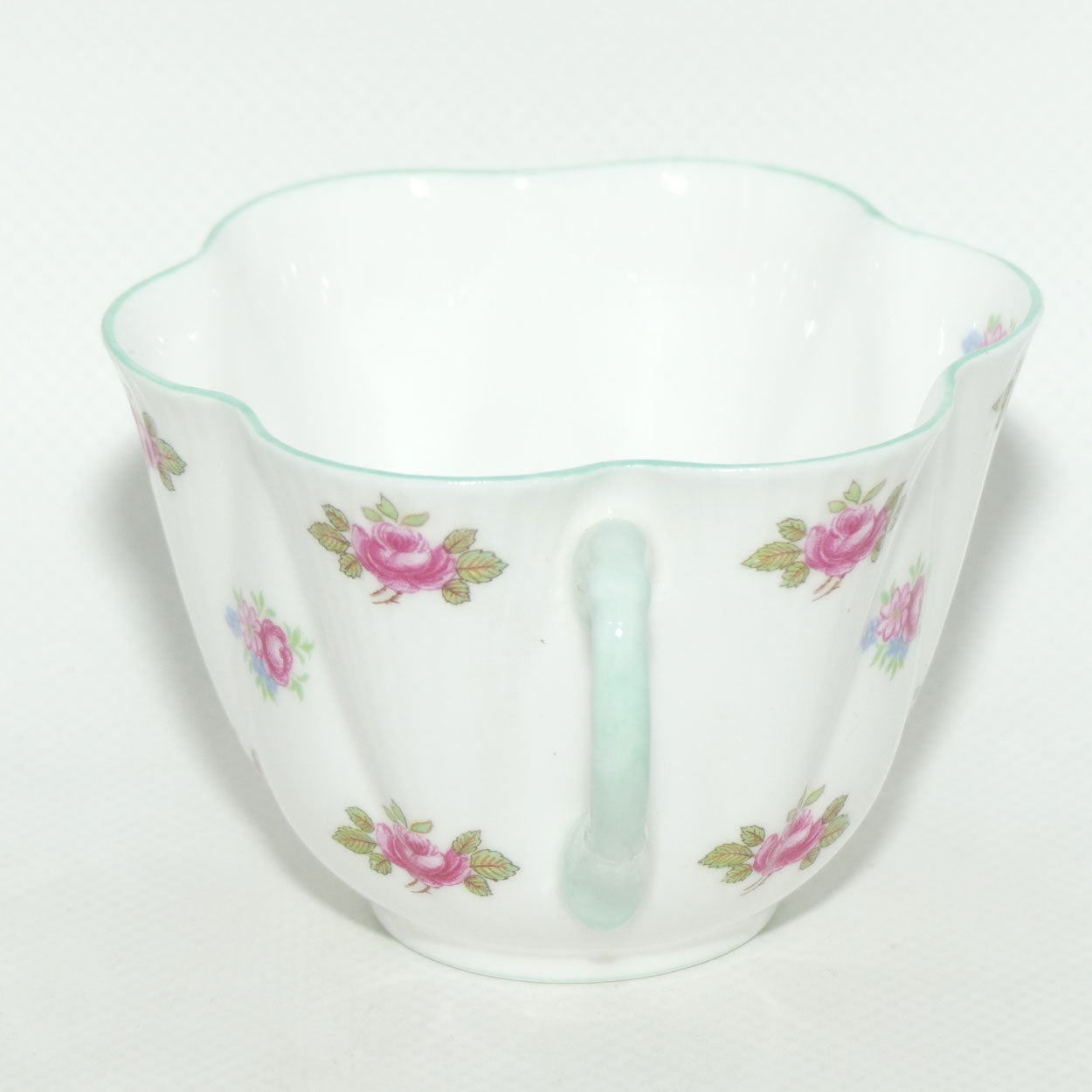 Shelley Dainty shape Rosebuds trio | Pattern 13426 | Aqua trim