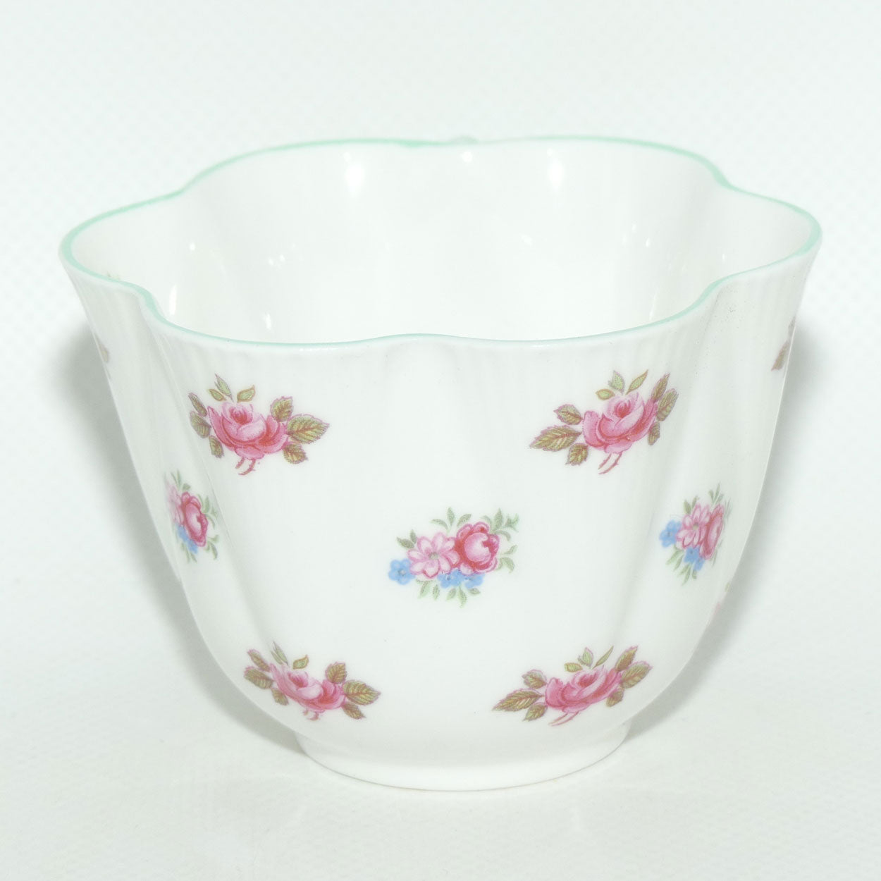 Shelley Dainty shape Rosebuds trio | Aqua trim