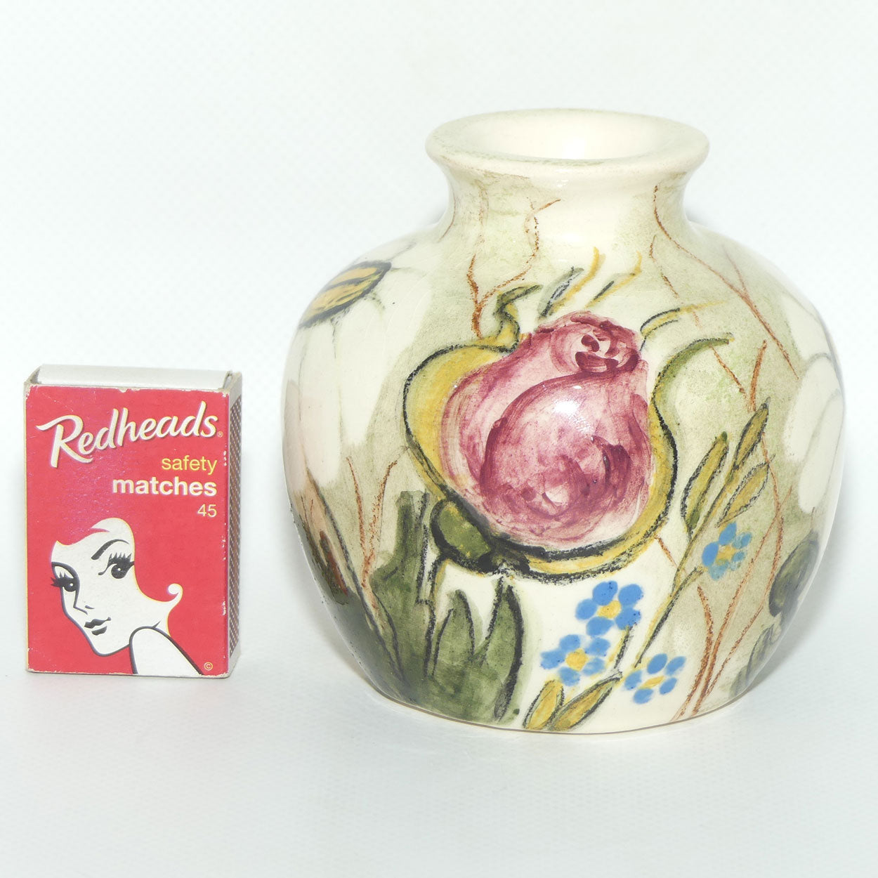 Australian Pottery | Daisyware Pottery ball vase | Small | Roses and Daisy Decor